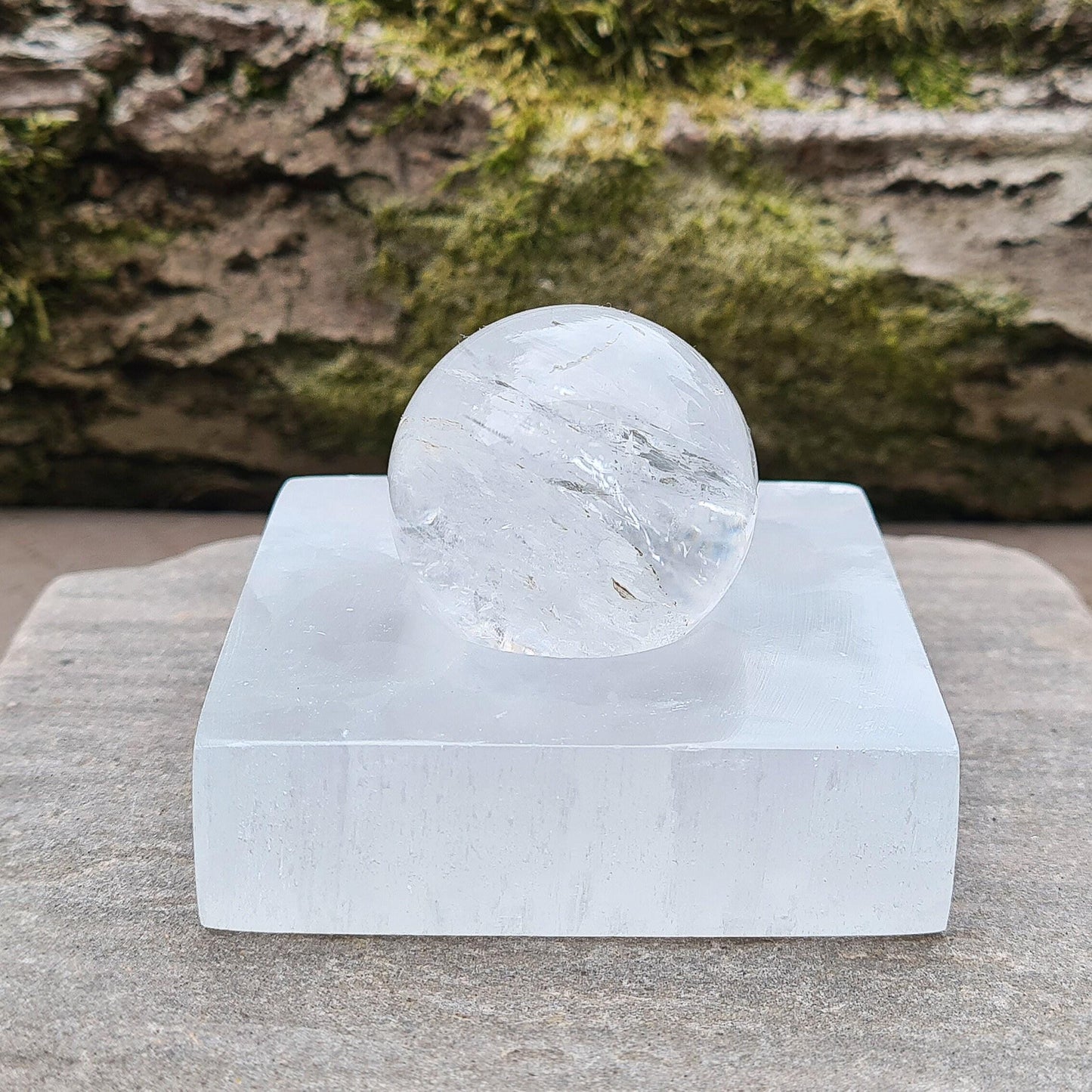 Display your crystal balls/spheres in style and have them ready cleansed and charged for use with this selenite crystal ball stand.