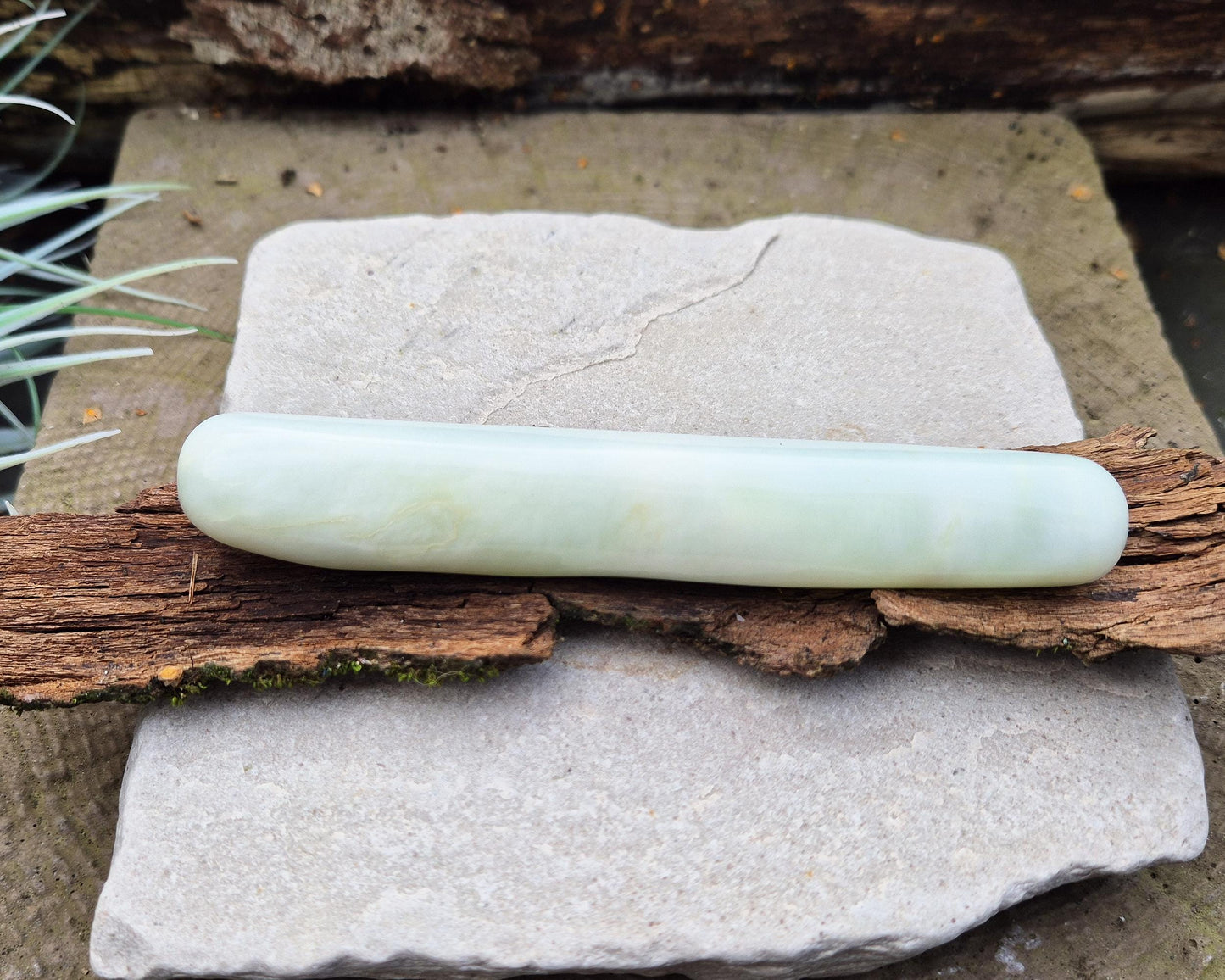 Serpentine Crystal Wand, Smooth Rounded Ends | Meditation, Healing & Growth Tool