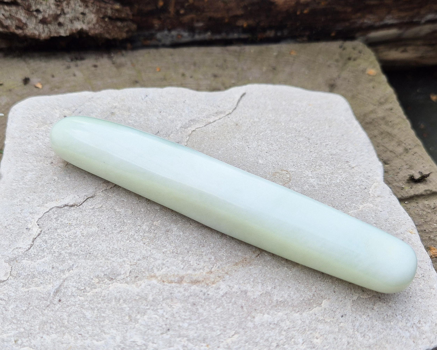 Serpentine Crystal Wand, Smooth Rounded Ends | Meditation, Healing & Growth Tool