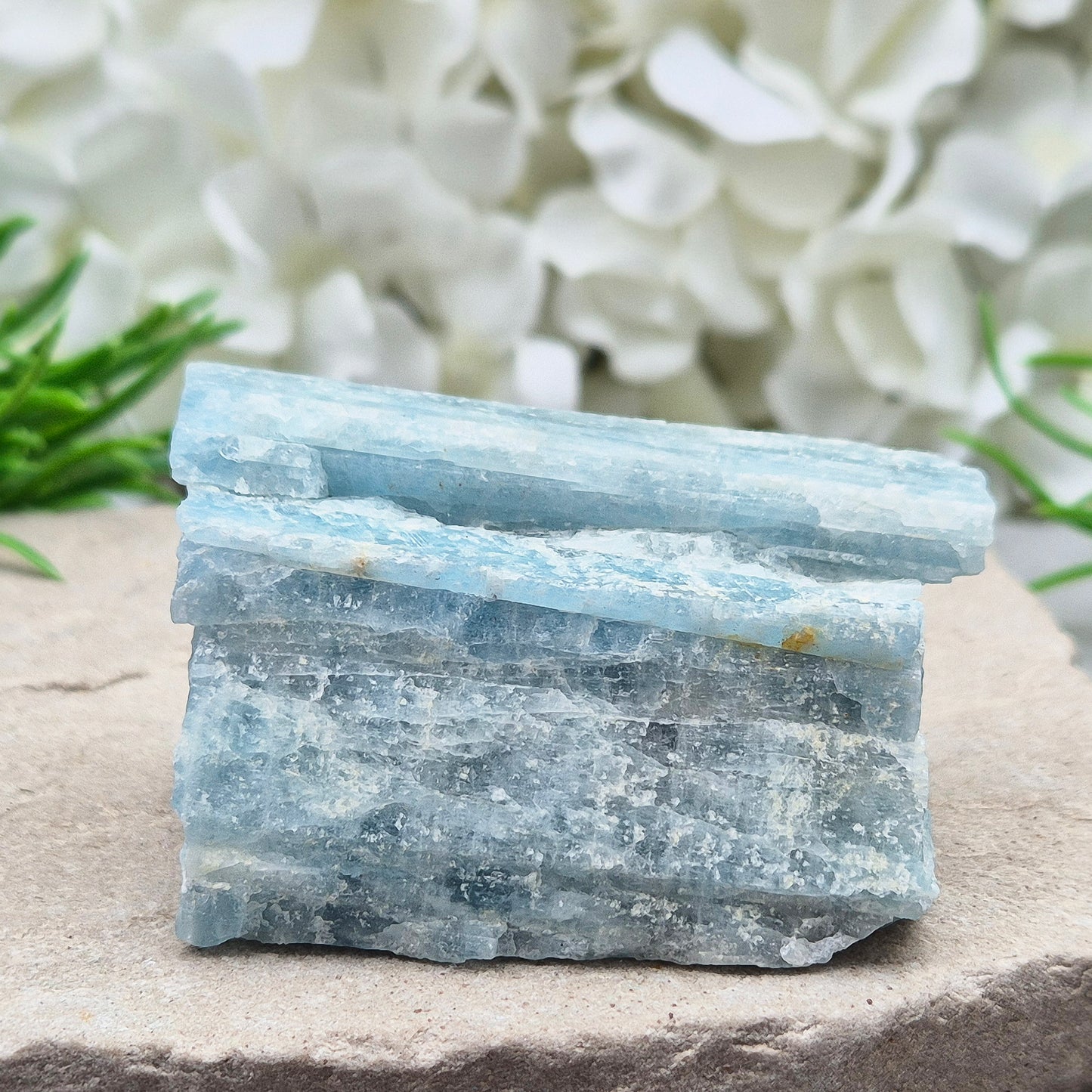Aquamarine Crystal from India. This is a beautiful natural aqua blue aquamarine crystal. Aquamarine is a variety of blue beryl, it’s a calming and uplifting stone prized for its soothing energy.