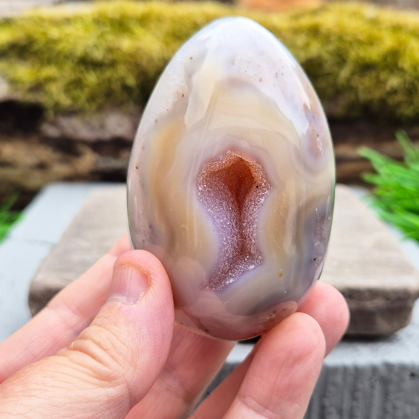 Druzy Agate Egg in Soft Neutral Tones | Grounding & Spiritually Uplifting Energy | Stand Included