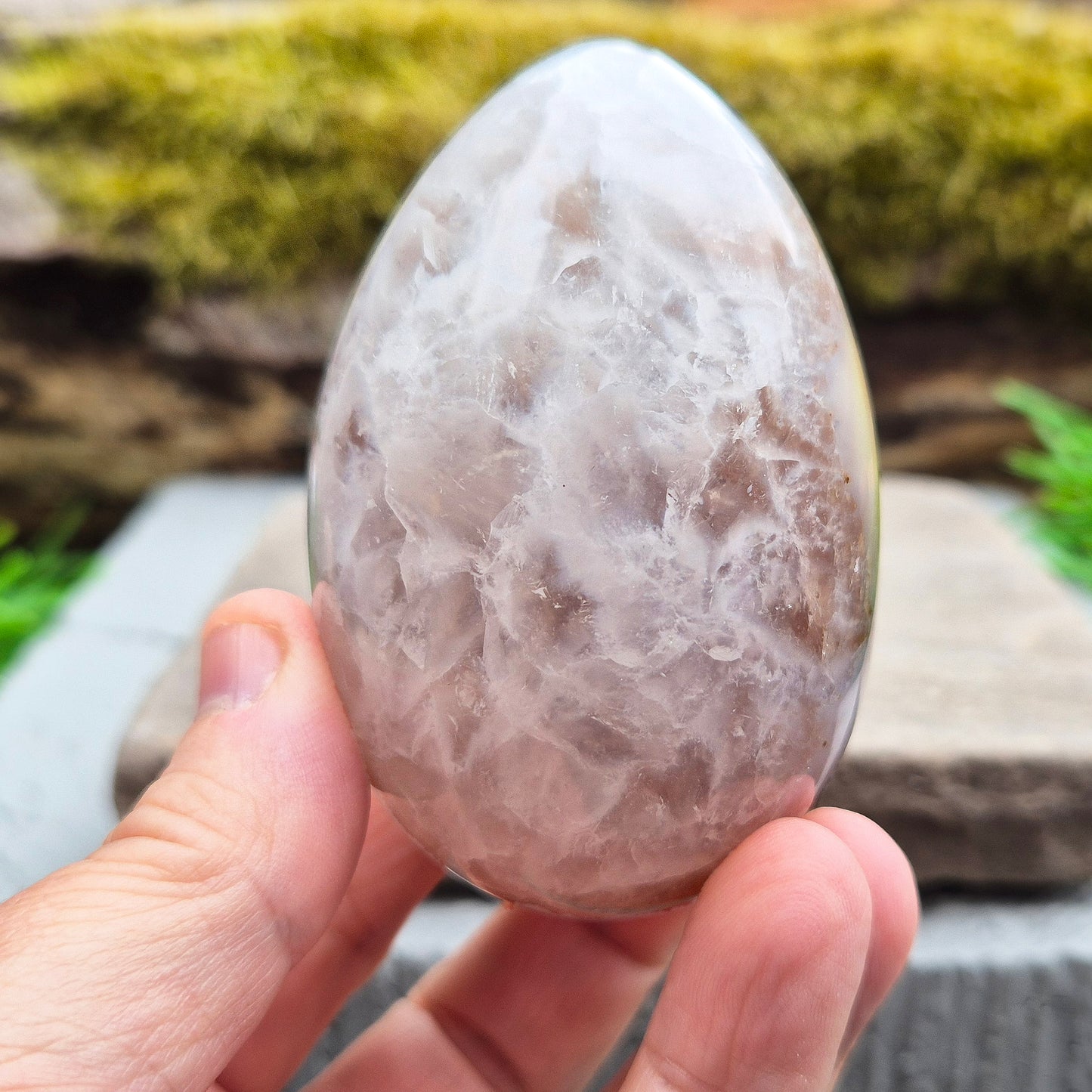 Druzy Agate Egg in Soft Neutral Tones | Grounding & Spiritually Uplifting Energy | Stand Included