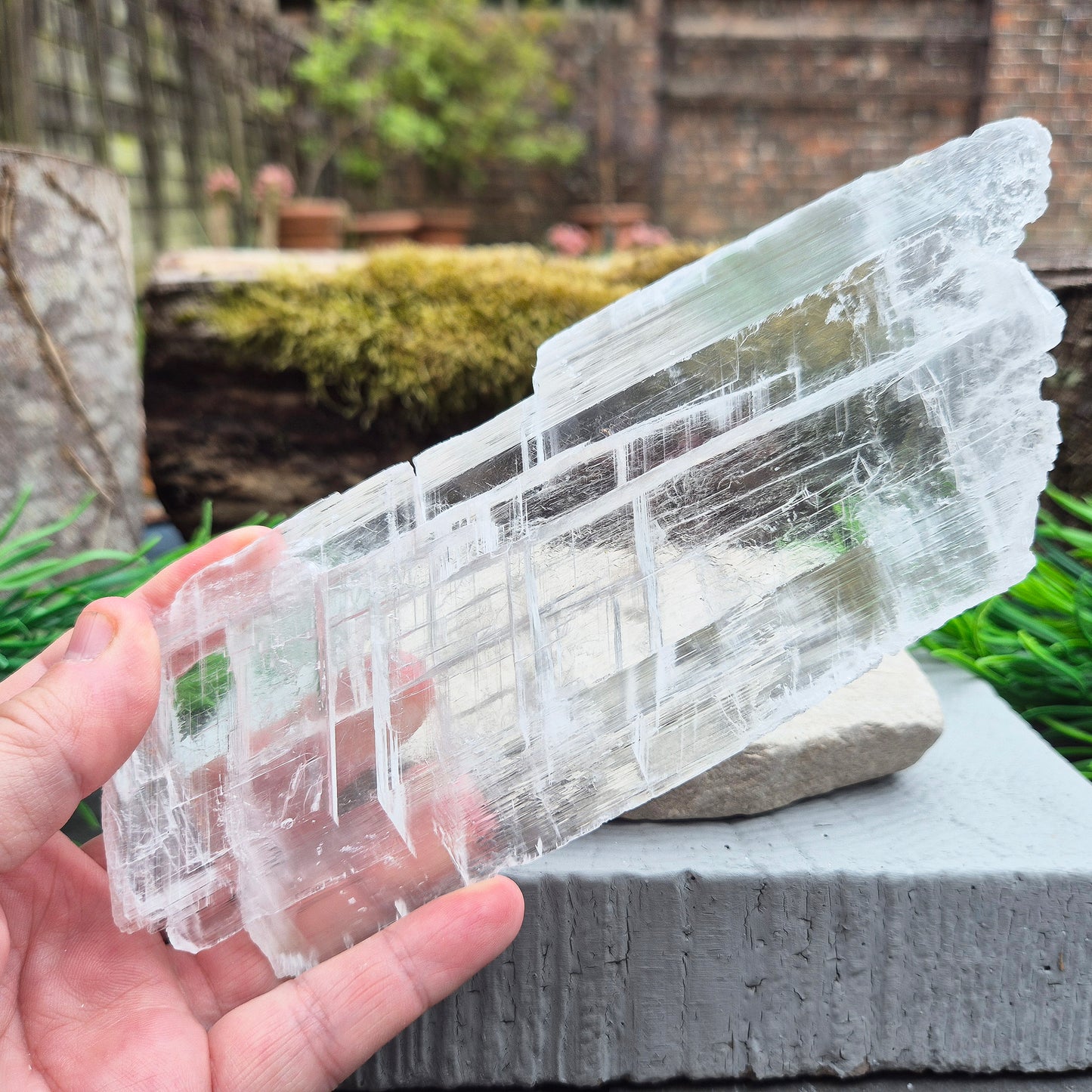Natural Utah Ice Selenite for cleansing energy, mental clarity, and peaceful spaces. A gentle, high-vibration stone for calm and inner light.