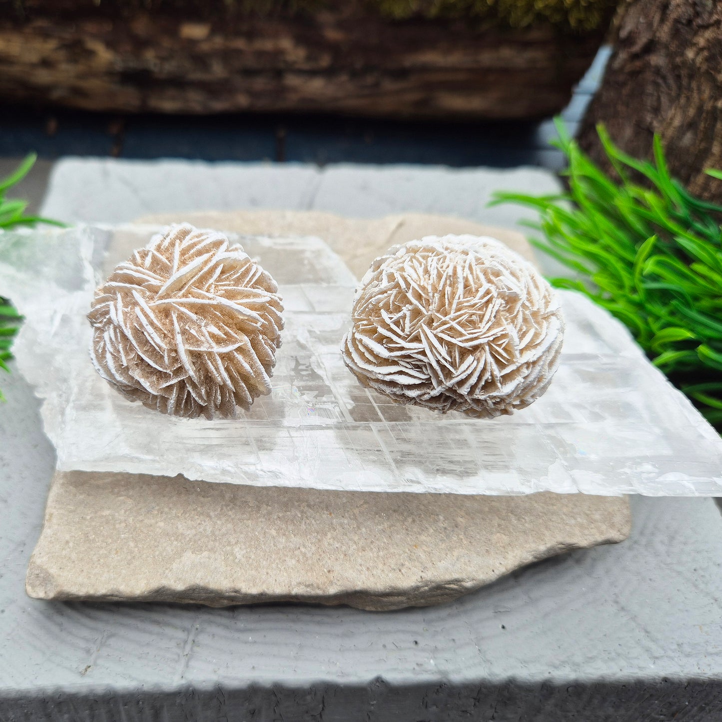 Natural Utah Ice Selenite for cleansing energy, mental clarity, and peaceful spaces. A gentle, high-vibration stone for calm and inner light.