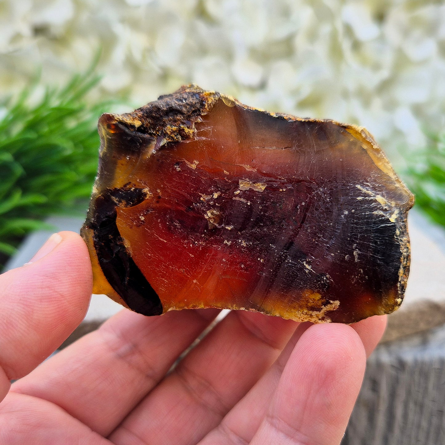 Blue Amber Crystal, UV blue fluorescence, Fossilised Tree Resin, Dominican Replublic