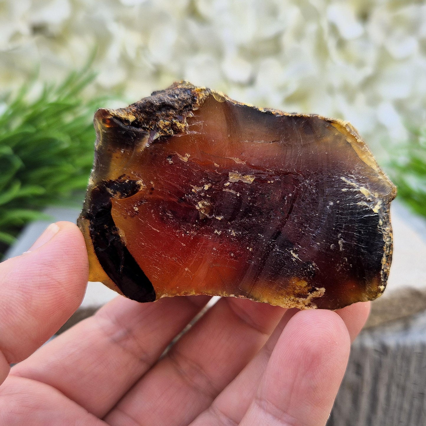 Blue Amber Crystal, UV blue fluorescence, Fossilised Tree Resin, Dominican Replublic