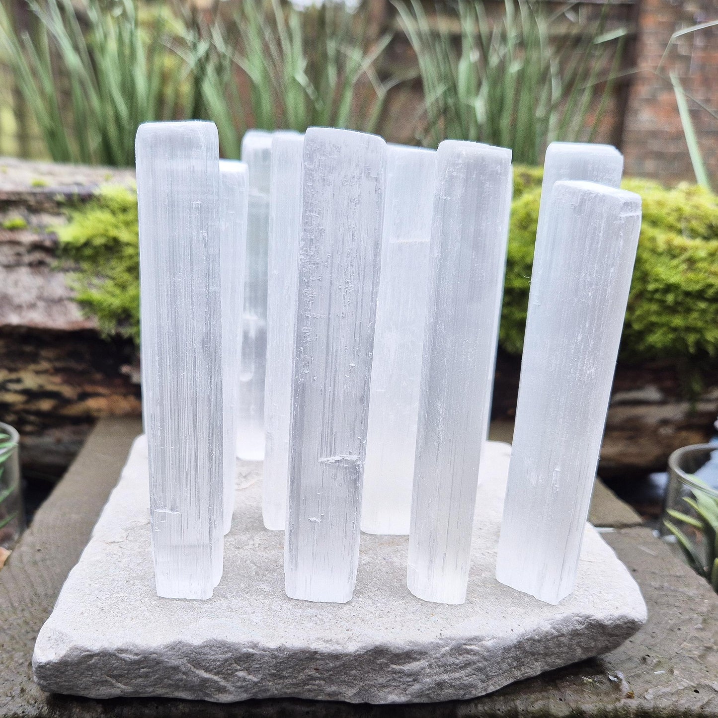 Set of 5 natural Selenite sticks from Morocco – ideal for crystal grids, energy healing, meditation, and space cleansing.