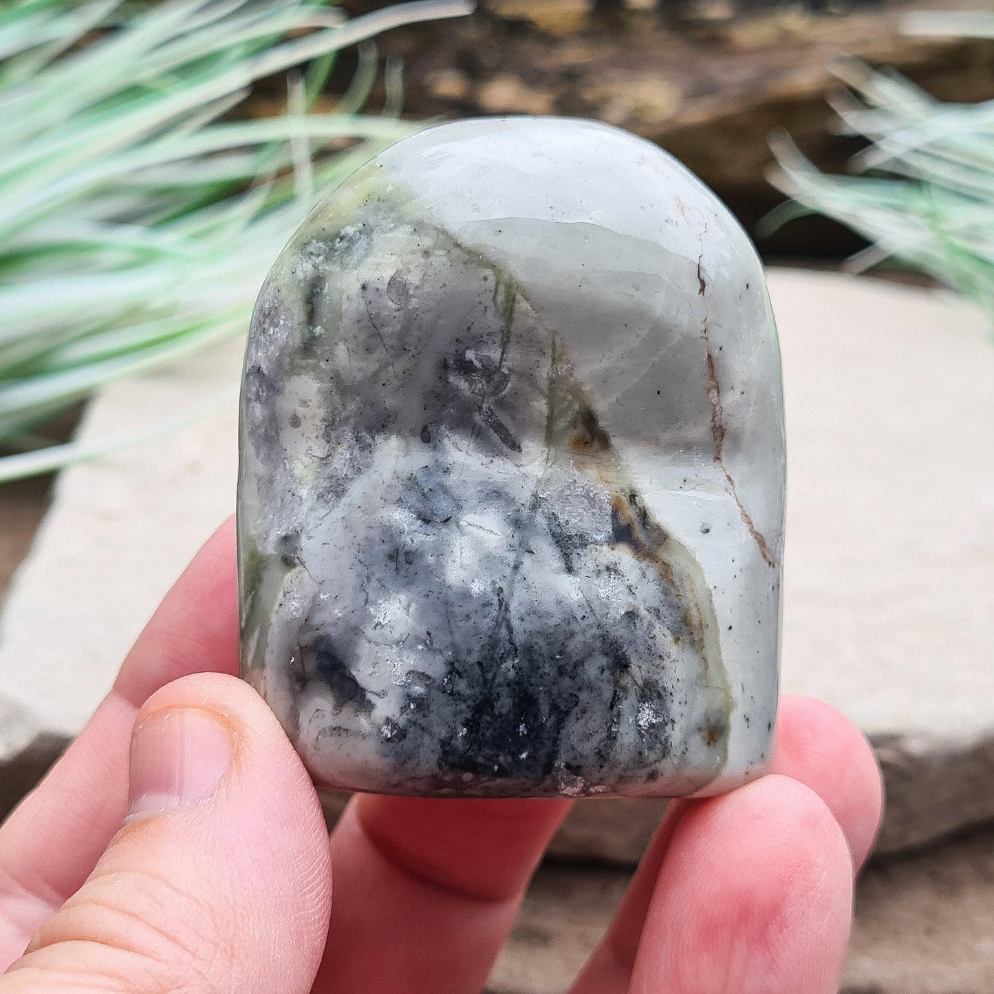 Embrace Picasso Jasper crystals: Ease anxiety, uplift mood, and foster creativity. Encourage family participation and artistic pursuits.