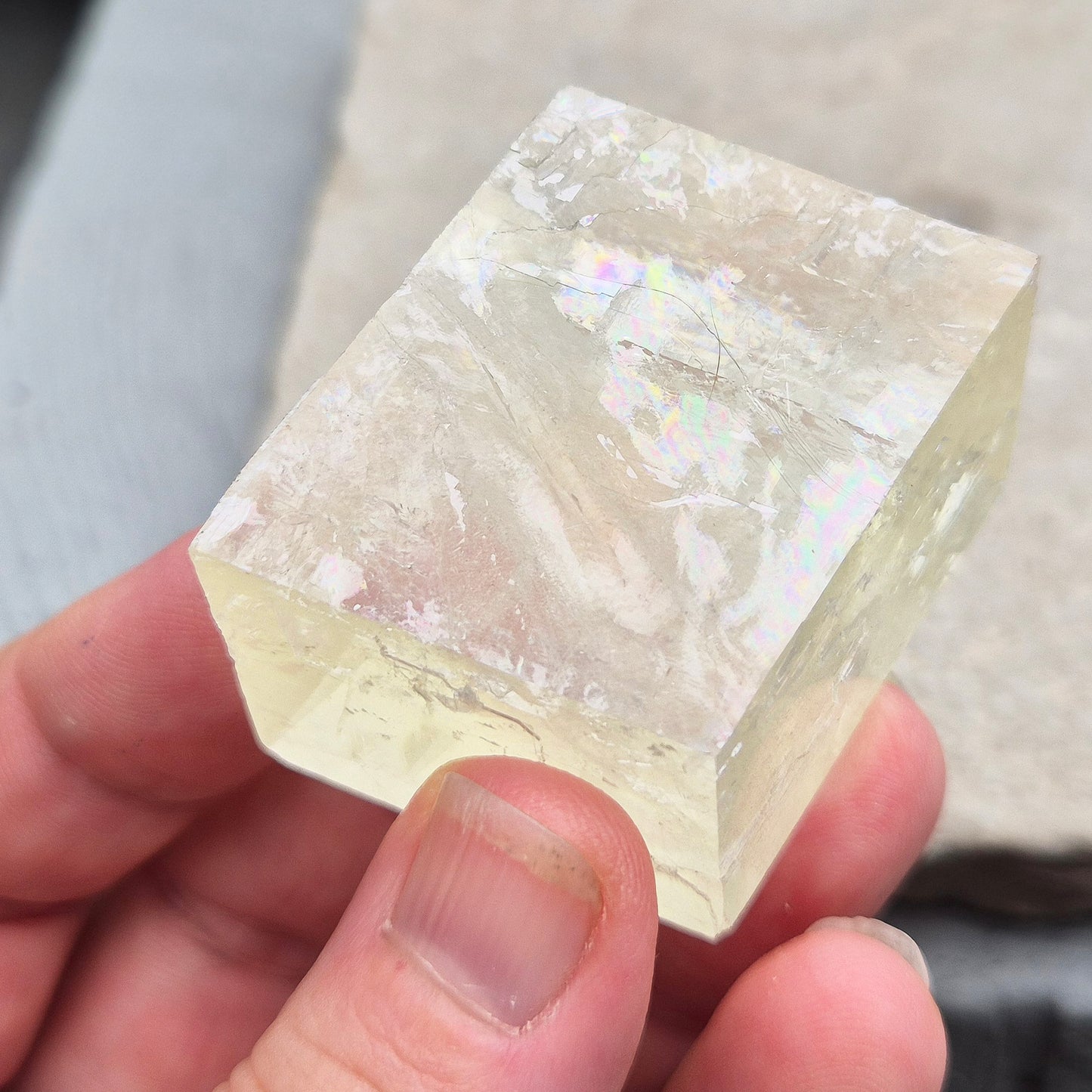 Bright lemon Optical Calcite for clarity, self-healing, and balance. A supportive crystal for new opportunities, focus, and emotional release.
