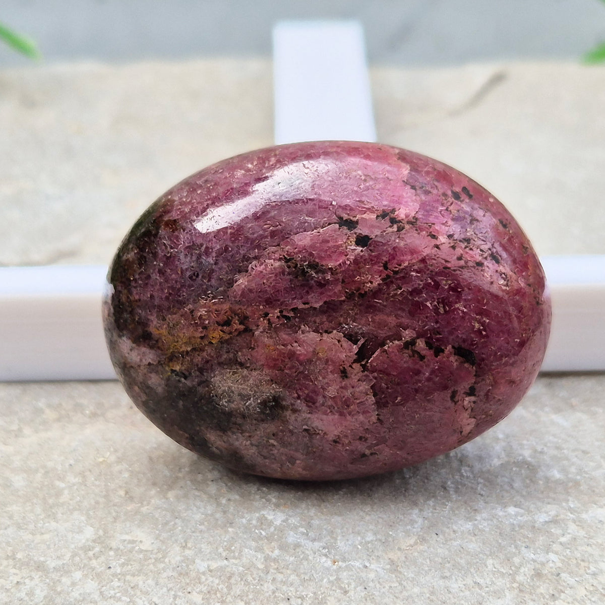 Rhodonite: Known for its beautiful pink hues, this crystal supports emotional healing and personal growth, ideal for enhancing your spiritual practice.