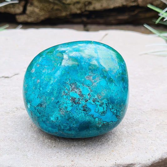 Chrysocolla Crystal Freeform from Peru. Wonderful blue green patterning and colouring. Lovely quality.