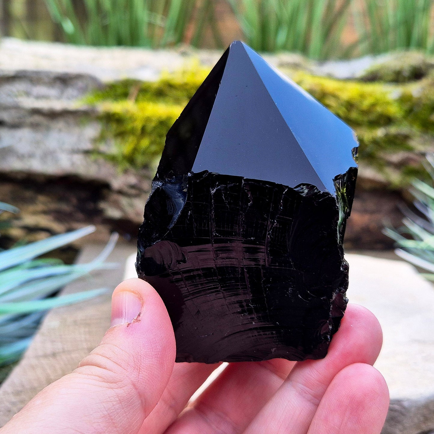 Black Obsidian Point, Crystal