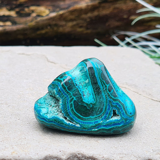 Malachite with Chrysocolla Freeform from the Congo. Wonderful blue turquoise and green patterning and colouring. This piece has a natural druzy pocket. 