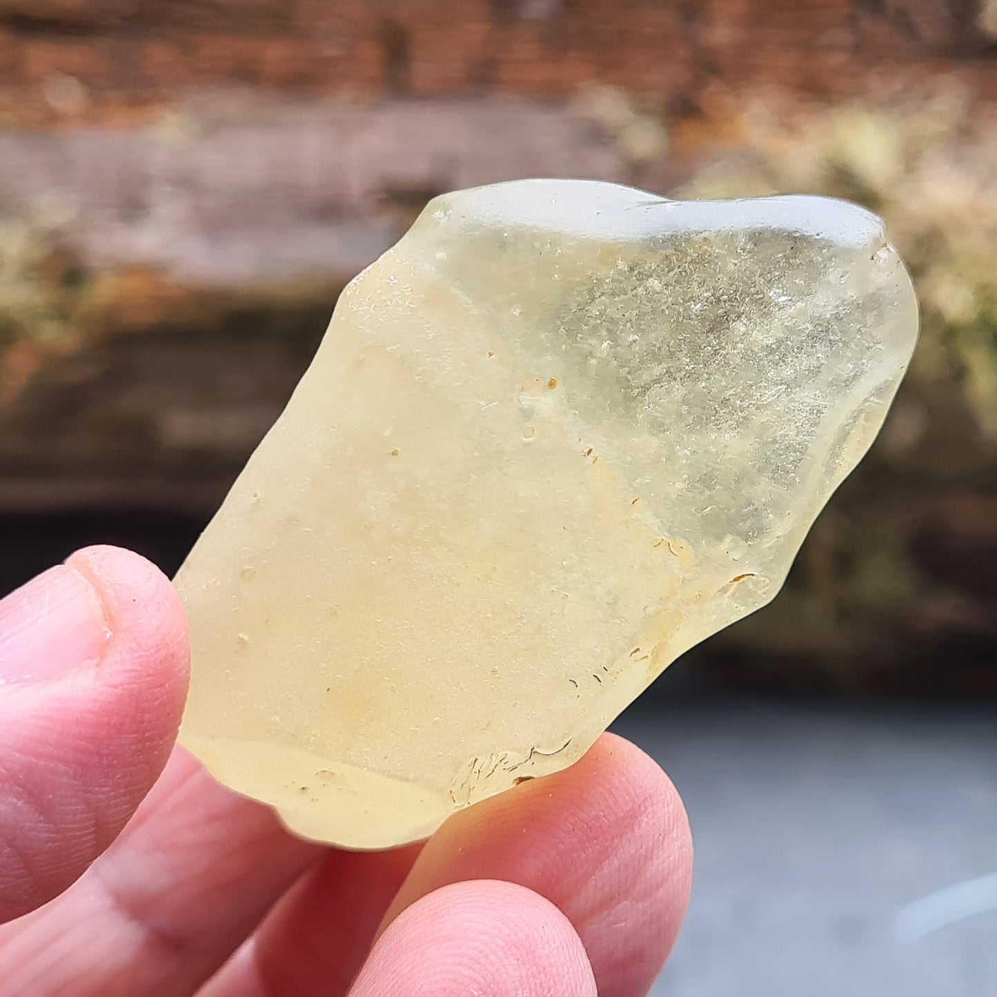 Libyan Desert Glass AAA quality. Natural desert tektite from Egypt/Libya border, associated with vitality, confidence and new beginnings.