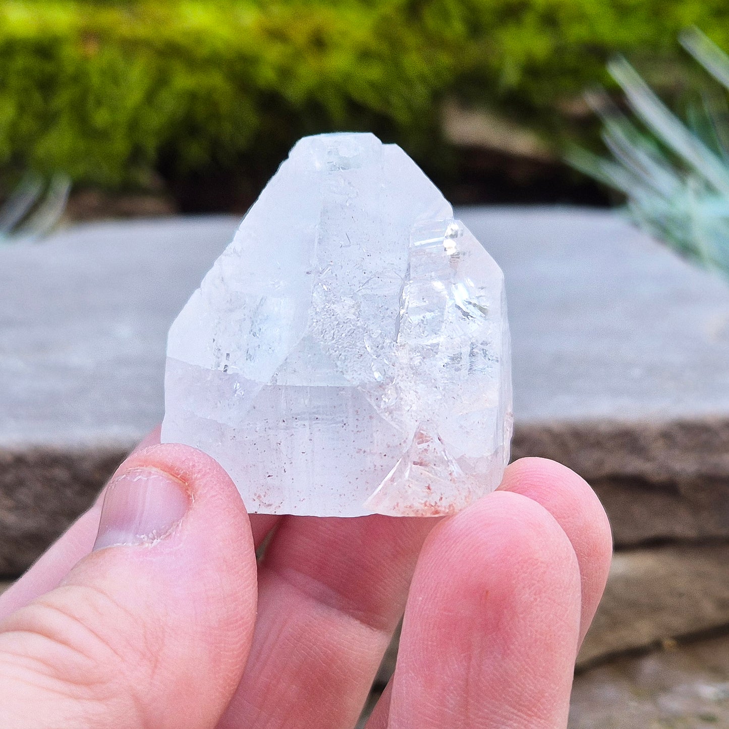 Apophyllite Crystal Tip or Apophyllite Crystal Pyramid, Natural, From Pune, India.&nbsp;Lovely light reflection.