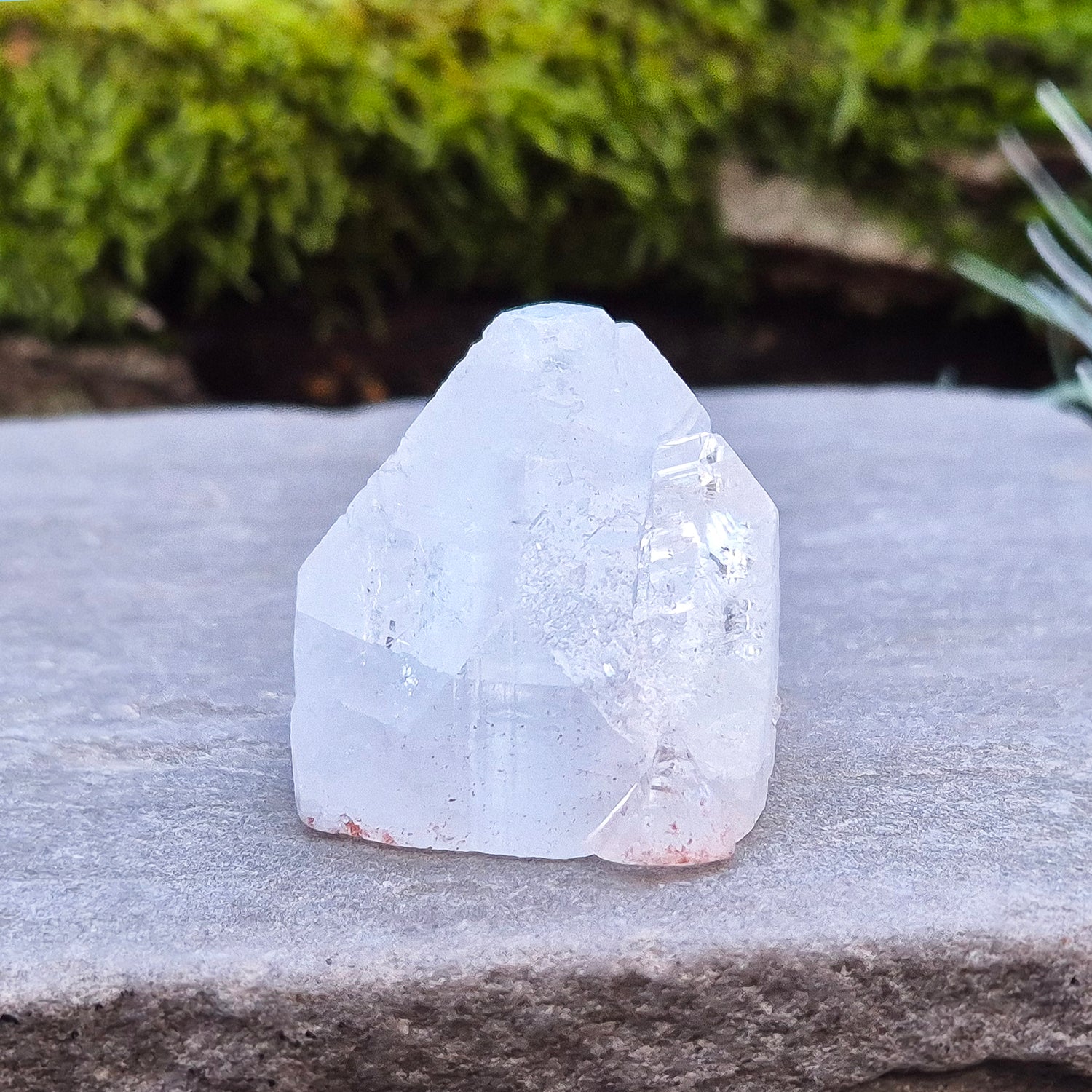 Apophyllite Crystal Tip or Apophyllite Crystal Pyramid, Natural, From Pune, India. Lovely light reflection.