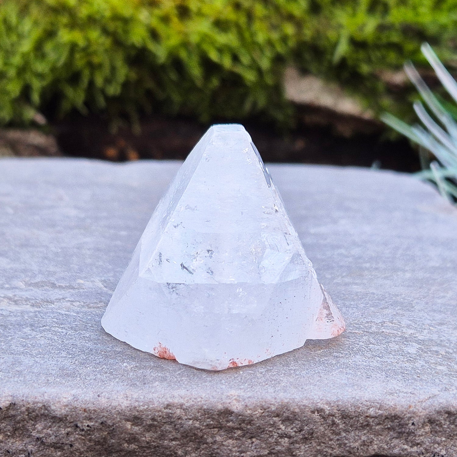 Apophyllite Crystal Tip or Apophyllite Crystal Pyramid, Natural, From Pune, India. Lovely light reflection.