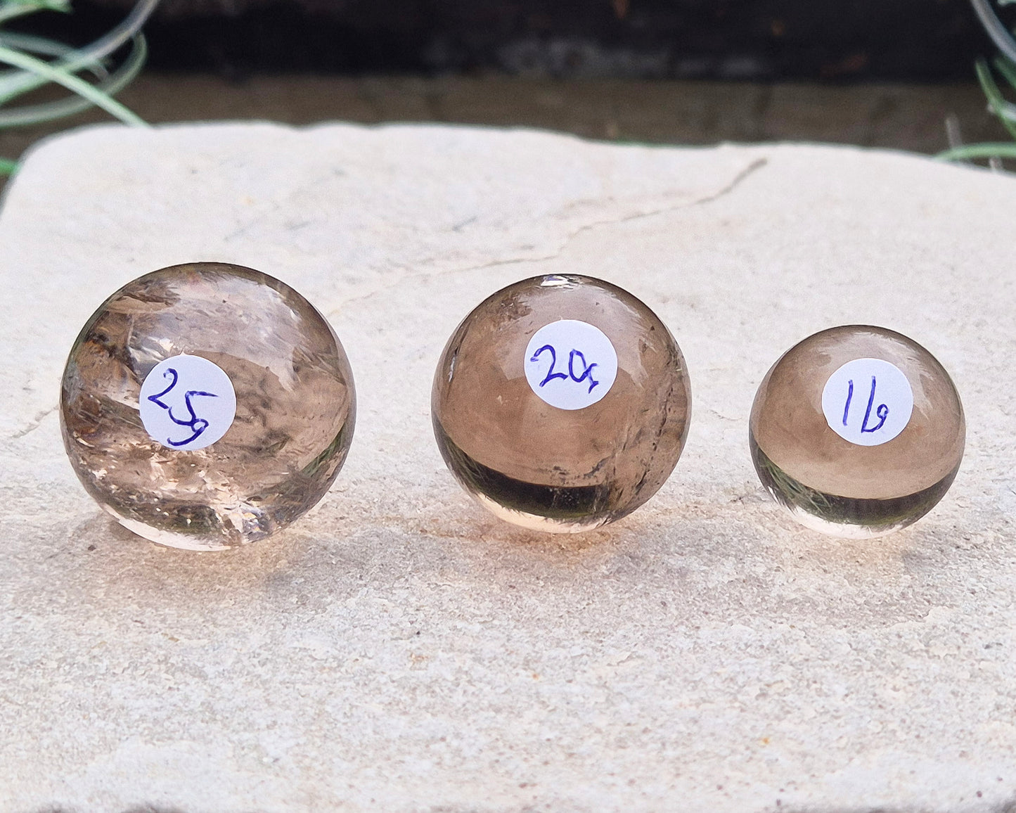 Smoky Quartz Sphere, Smoky Quartz Crystal Ball, Mini Sphere. Natural Smoky Quartz not Irradiated. Really nice clarity. Does not include a stand.