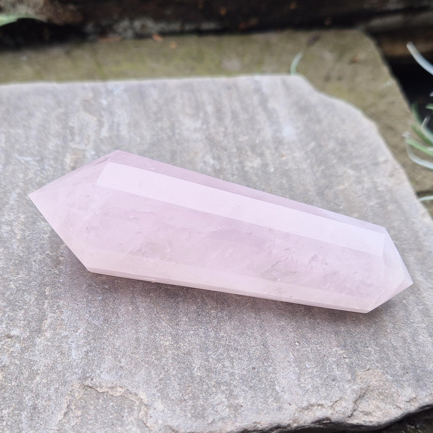 Rose Quartz Vogel Wand, Crystal, Brazil