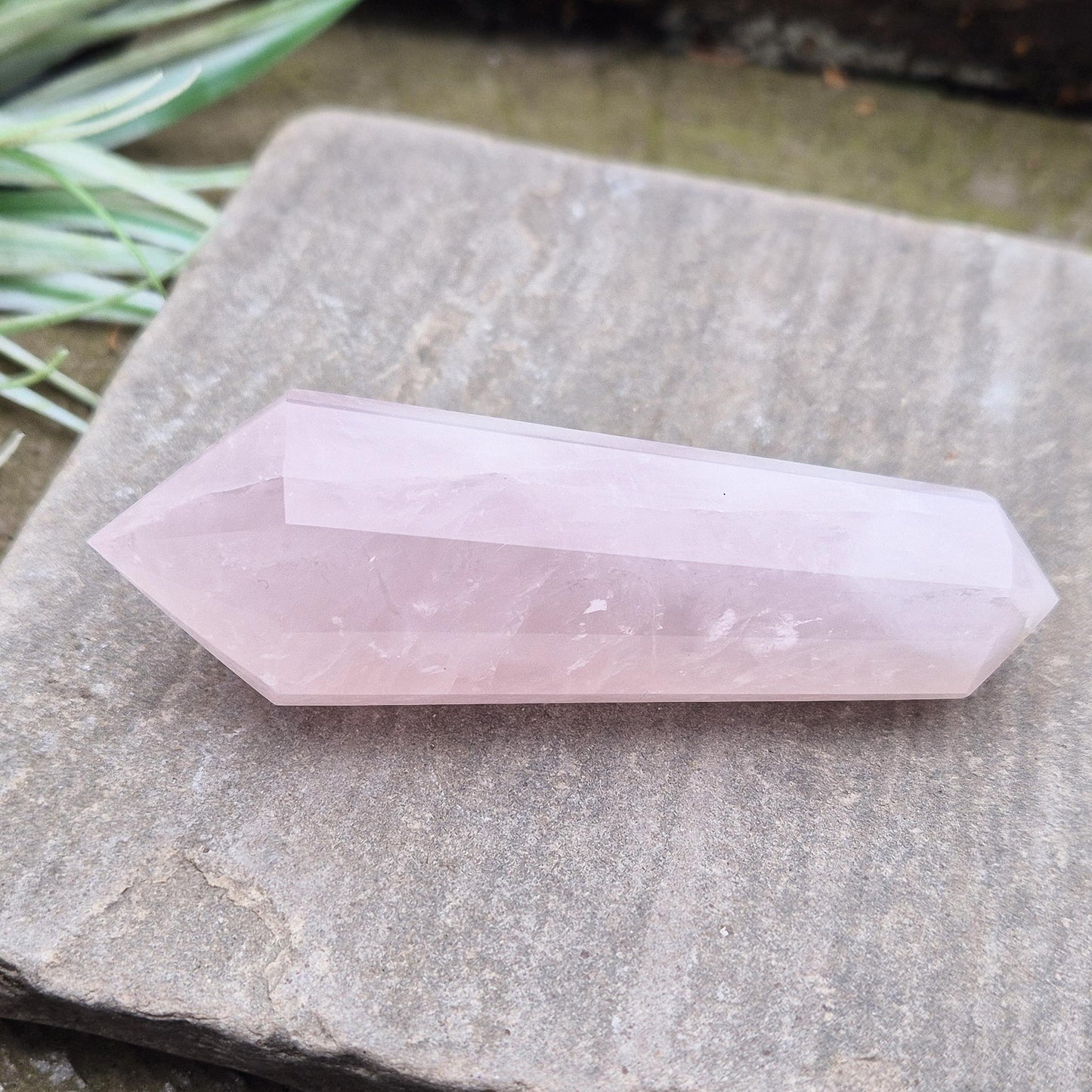 Rose Quartz Vogel Wand, Crystal, Brazil