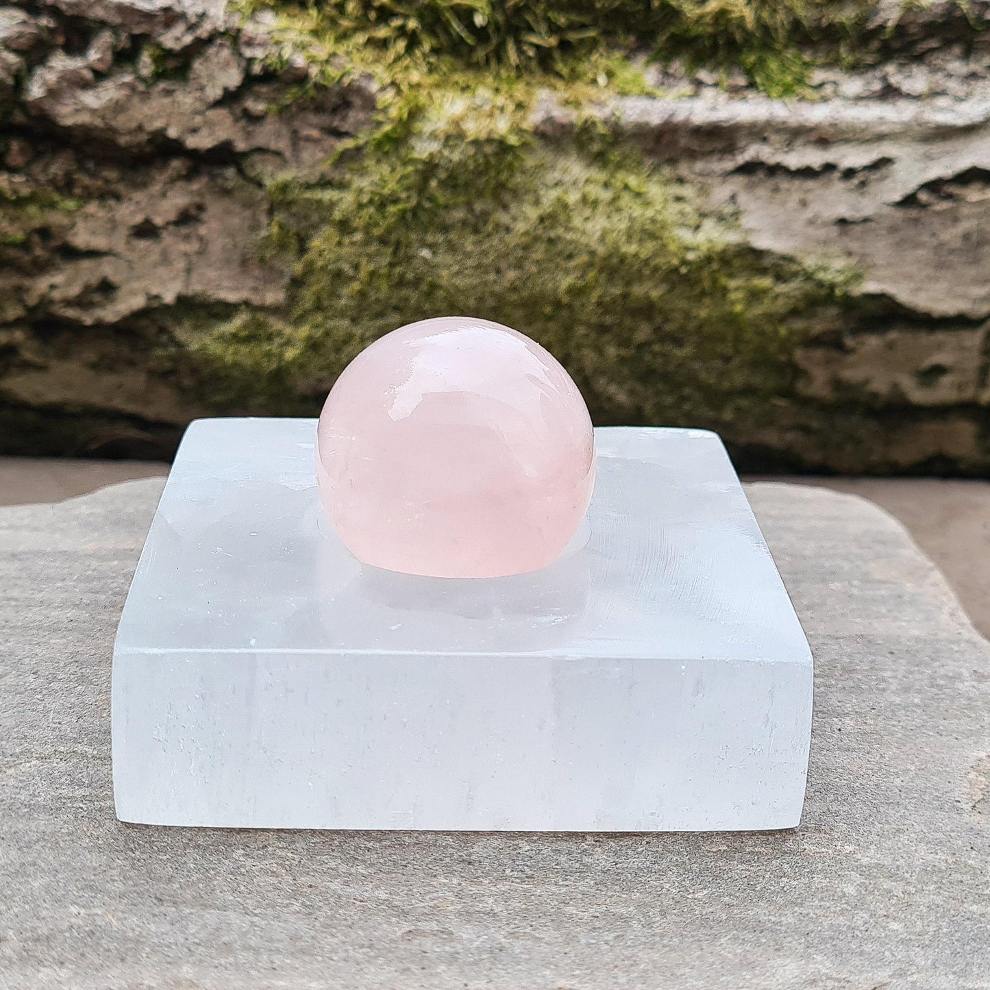 Selenite Crystal Sphere Stand – Cleanse, Charge & Display Your Crystal Balls