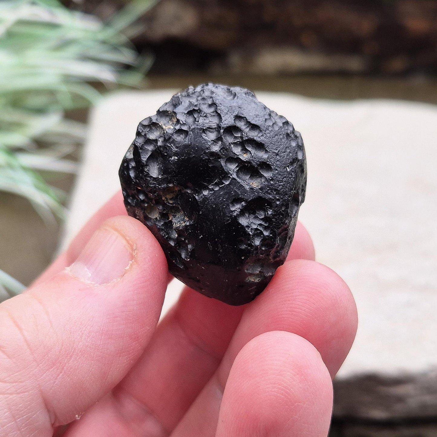 Black Tektite (Indochinite, A Grade) – Dark, glass-like stones formed 700,000 years ago by meteorite impacts that ejected material into Earth’s upper atmosphere. Found across the Indochinese peninsula, from Australia to China, 