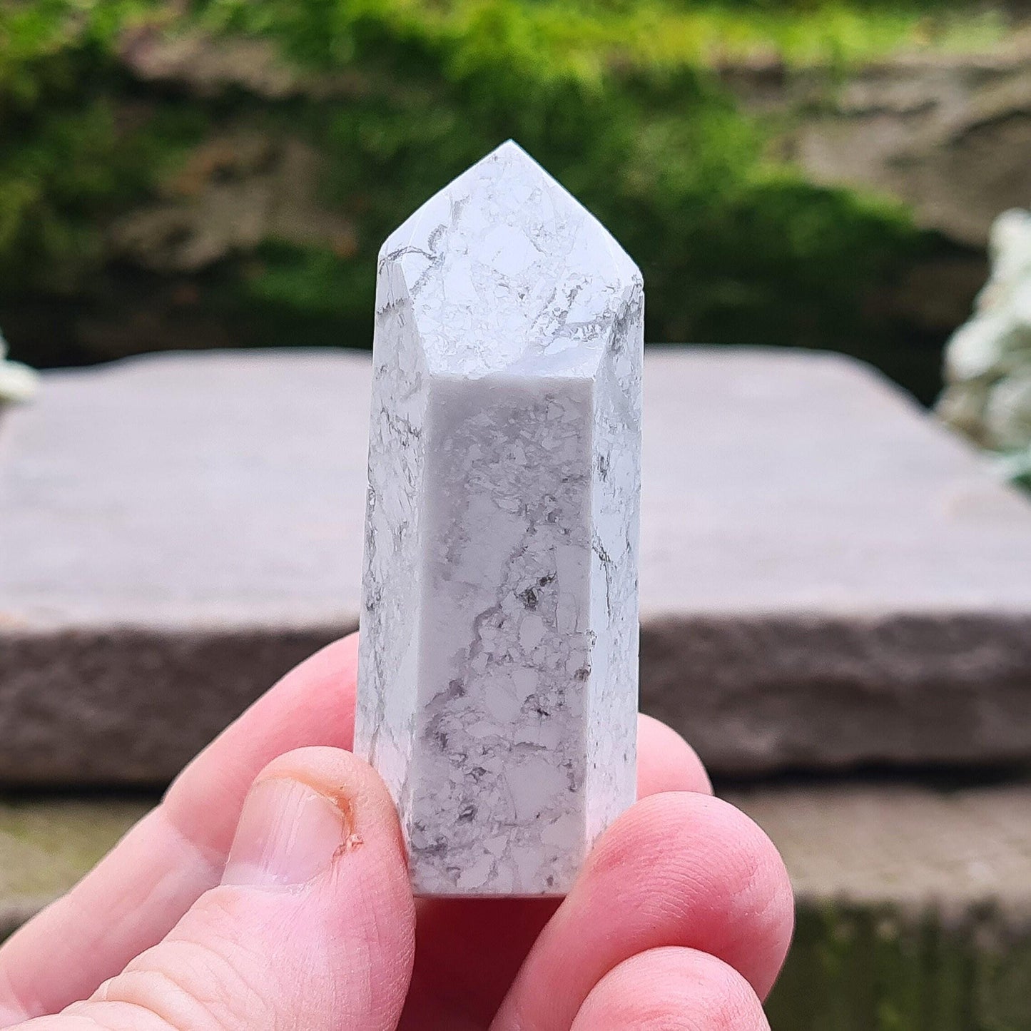 Relieve stress and embrace tranquility with Howlite crystals. Perfect for enhancing intuition and connecting to higher wisdom.
