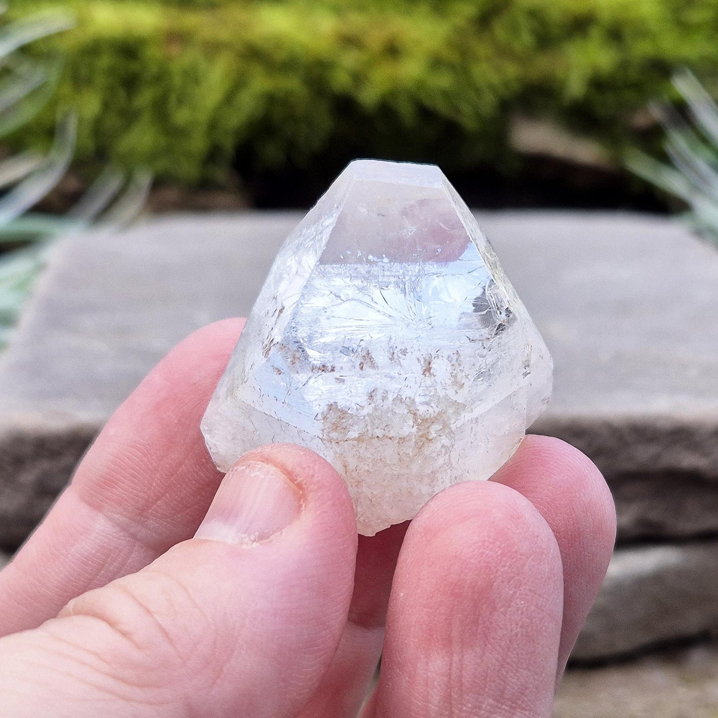 Apophyllite Crystal Tip/Pyramid from Pune, India. Natural Apophyllite pyramid with superb clarity and light reflection, ideal for energy work.