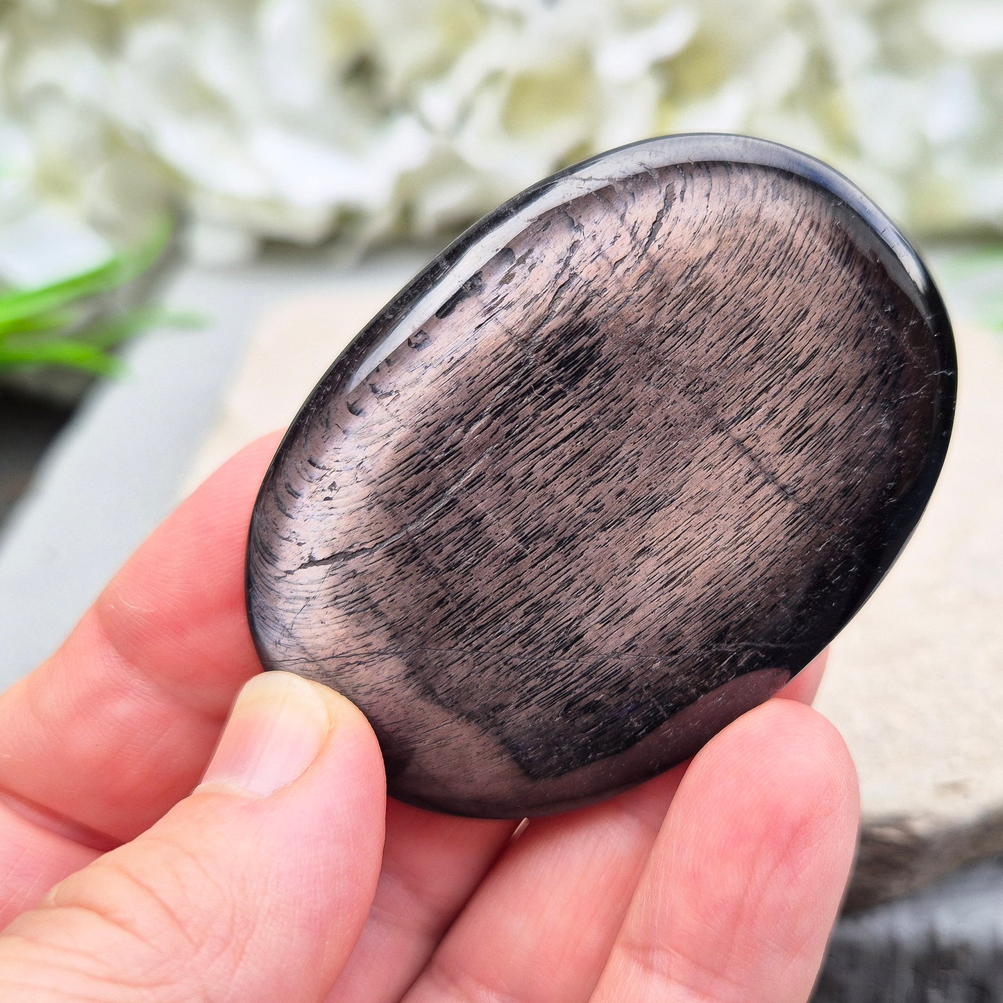 Violet Hypersthene Crystal Palm Stone, Pocket Stone to Carry With You, 6.2 x 4.5 cm