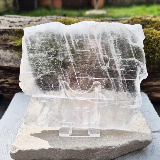 Selenite – High-Clarity Crystal, Glitter Mountain “Utah Ice” | Clear acrylic stand included