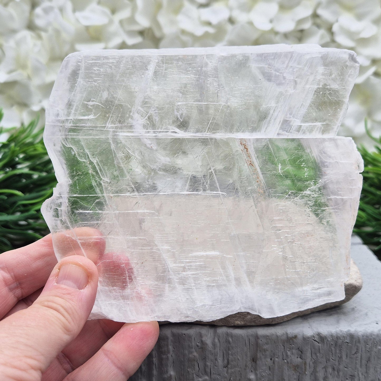 Selenite – High-Clarity Crystal, Glitter Mountain “Utah Ice” | Clear acrylic stand included