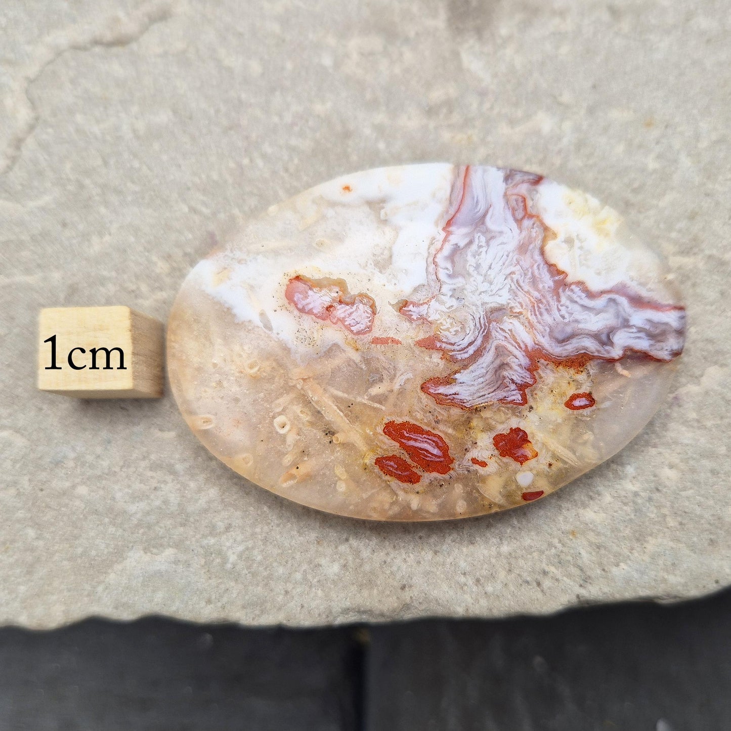 Polished Moroccan Agate palm stone – promotes grounding, resilience, and a centred, balanced feeling whenever you hold it. 