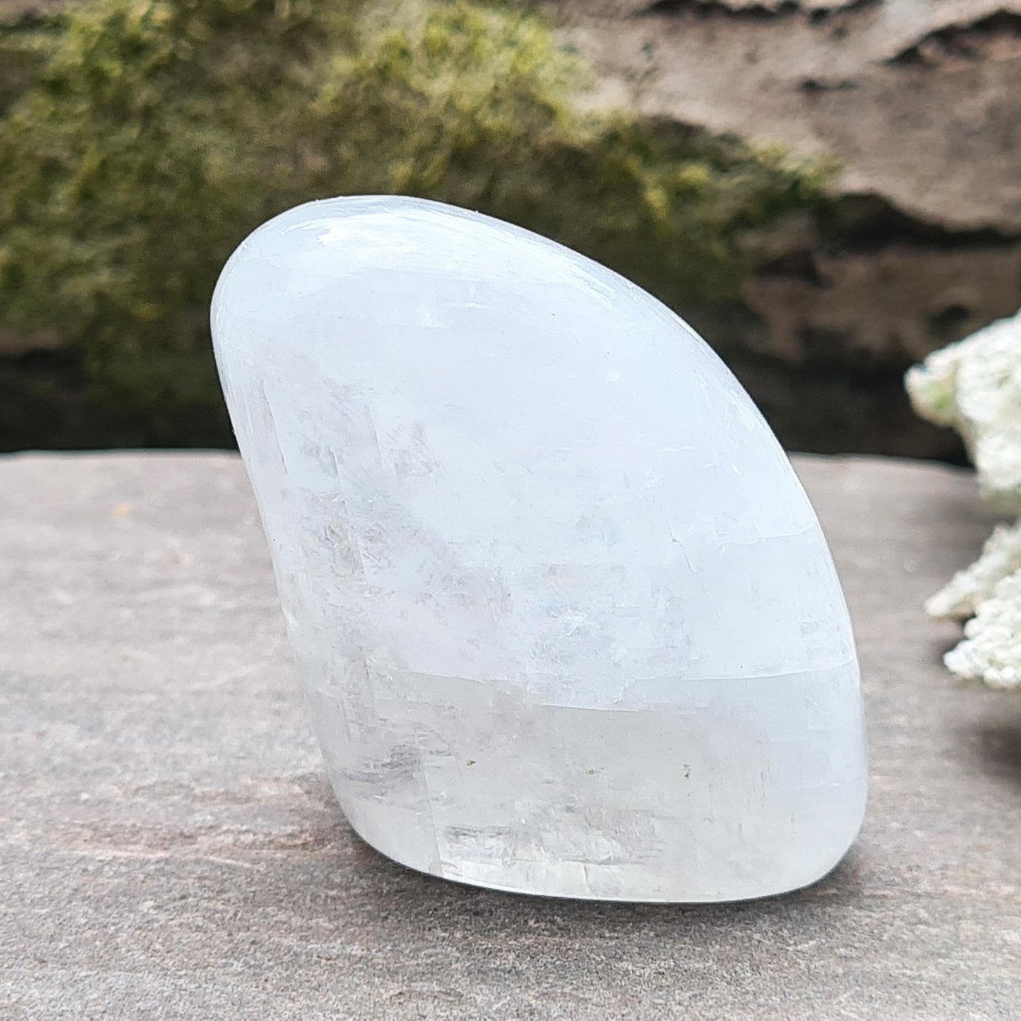 Experience the wonders of Calcite. Trust your judgment, overcome setbacks, and boost energy. Amplify vitality, take action for success, and enhance memory. 