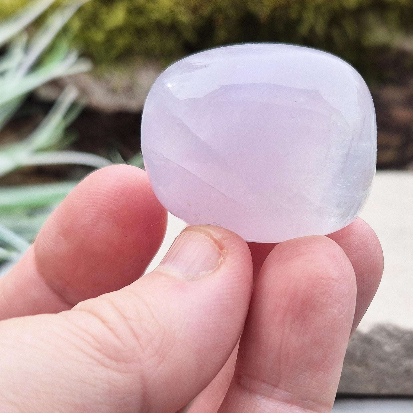 Lilac Fluorite Crystal | Supports Emotional & Spiritual Balance | Pocket Stone | Meditation & Energy Work. 