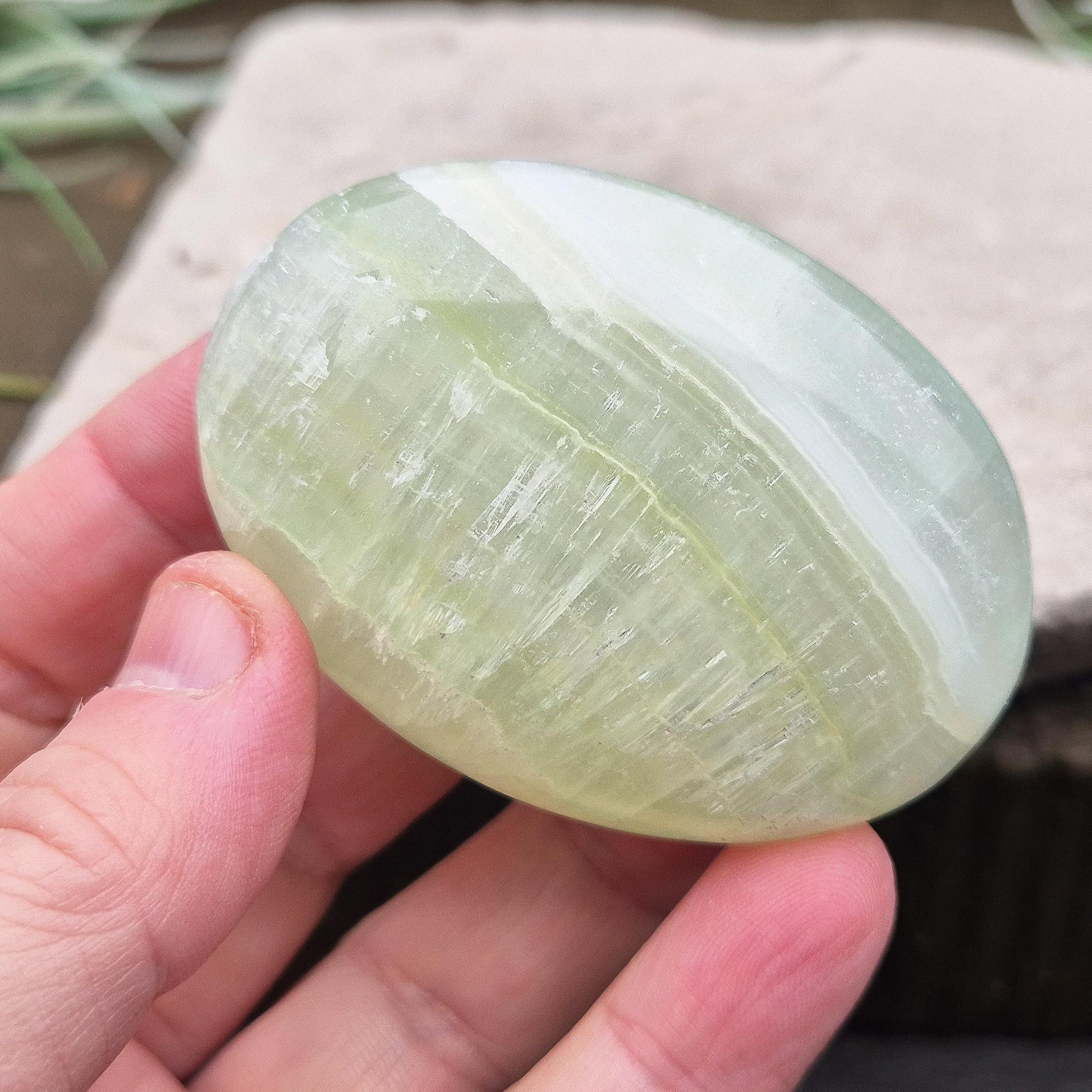Pistachio Green Calcite palm stone soothes, restores balance, and encourages renewal. Perfect for meditation, emotional healing, and fresh energy flow.