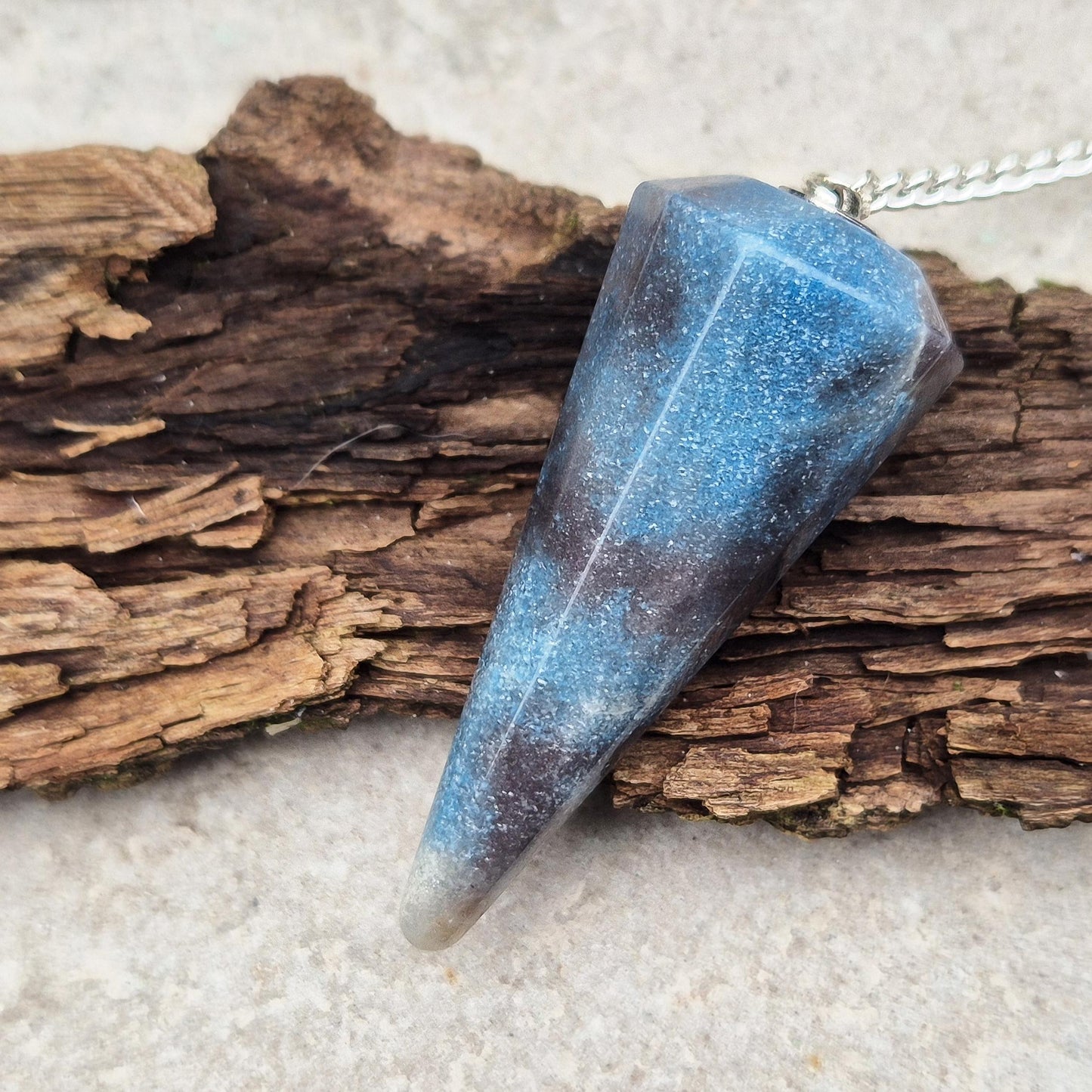 Trolleite Crystal Pendulum - Pendulum for Yes/No Questions & Inner Guidance