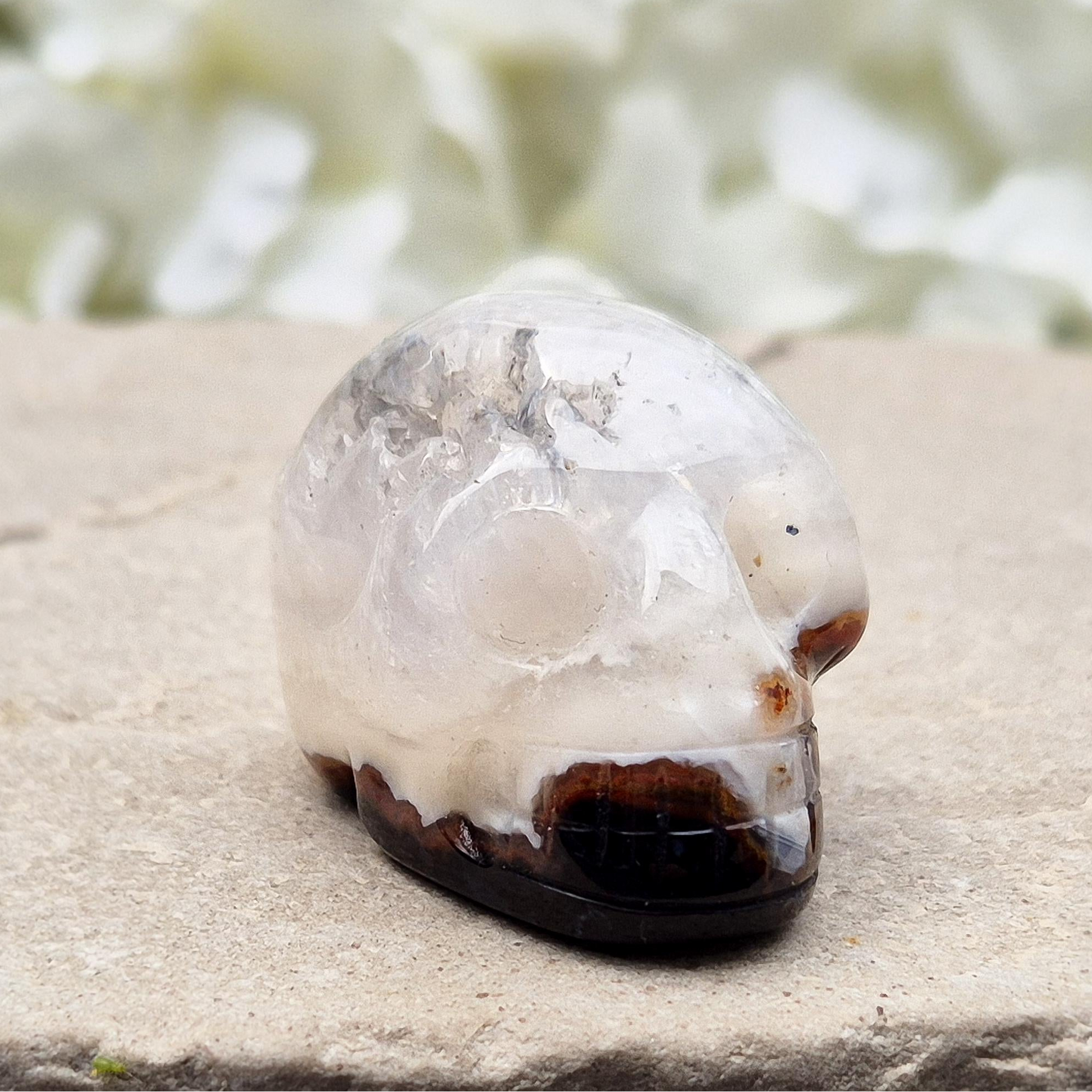 Sardonyx Crystal Skull for strength, protection, and clarity. Supports willpower, honest action, and spiritual stability. Great for home decor or altar work.
