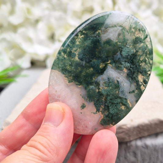 Polished Moss Agate palm stone. Known as a stone of nature, grounding and growth, it supports balance, stability and a calm, centred mind.