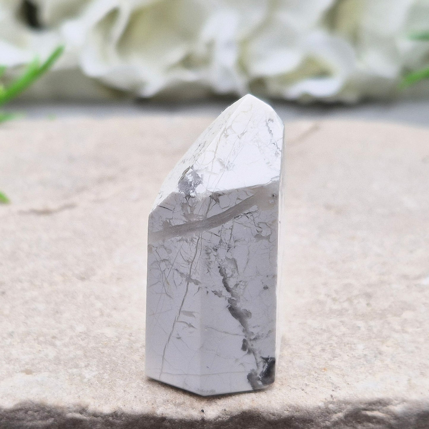 Howlite crystal promotes calm, patience, and peaceful sleep. A soothing stone for study, communication, and spiritual insight.