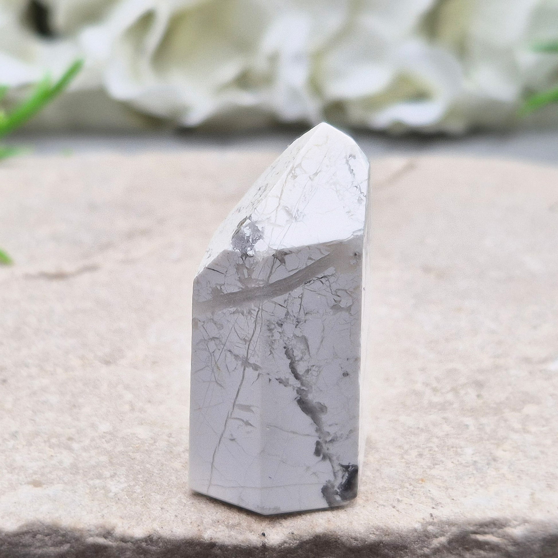 Howlite crystal promotes calm, patience, and peaceful sleep. A soothing stone for study, communication, and spiritual insight.
