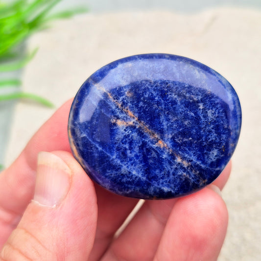 Calming Sodalite Palm Stone to ease the mind and support honest communication. Perfect for meditation, balance, and emotional peace.