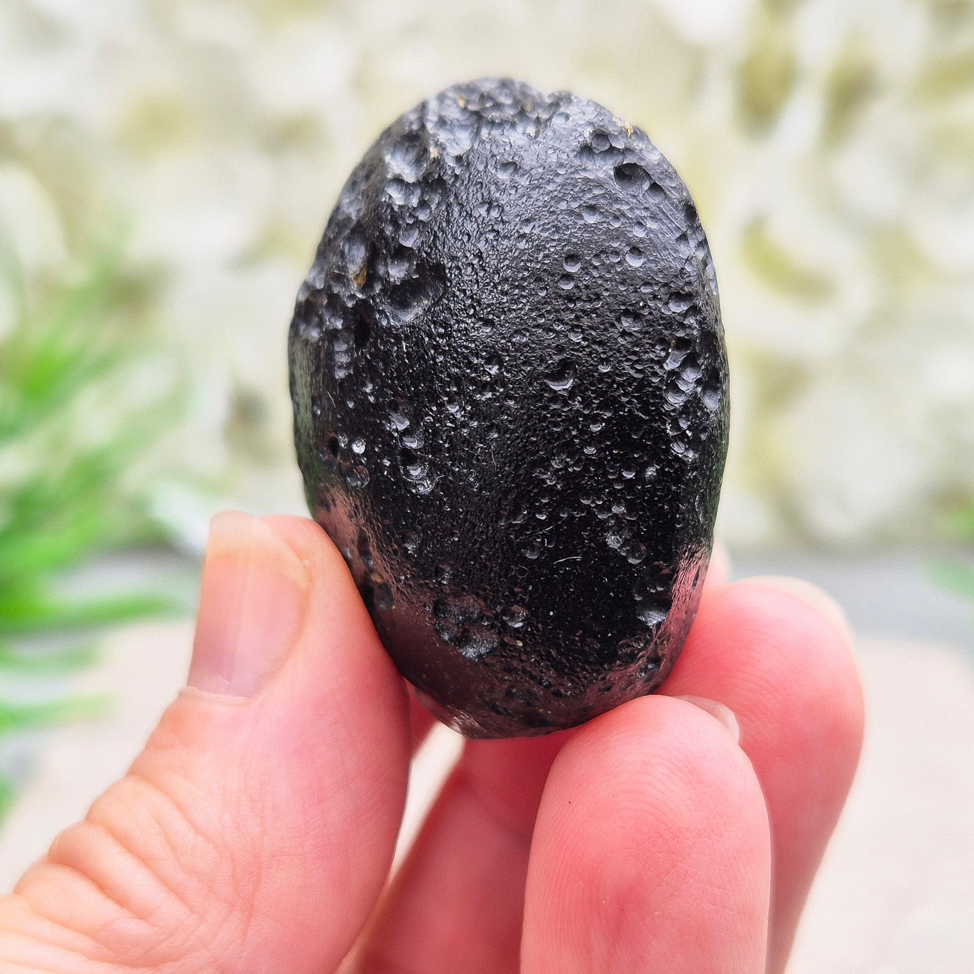 Natural Black Tektite to strengthen grounding, release blockages, and support personal growth. Ideal for energy work and transformation.