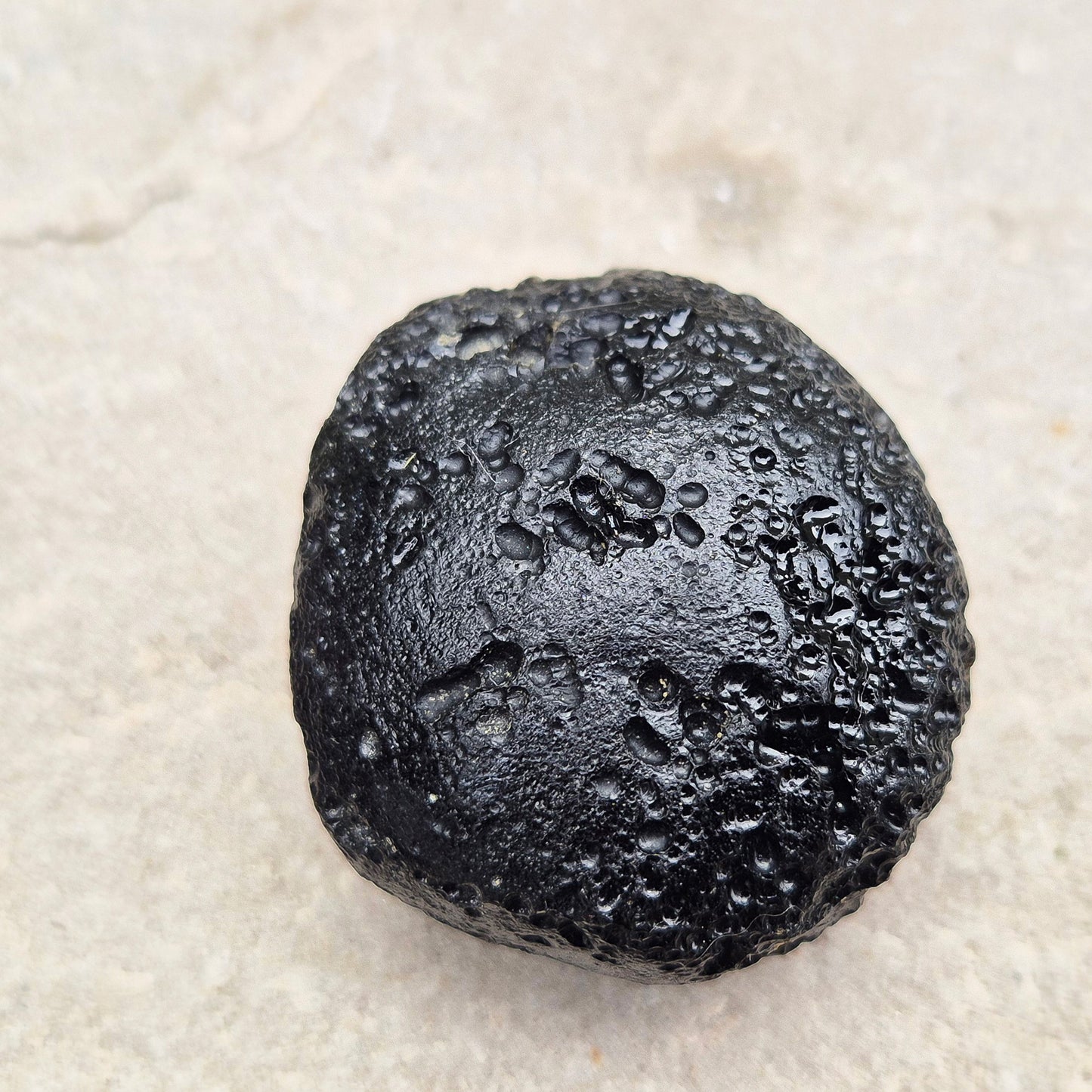 Tektite, A grade, Black Indochinite, Meteorite