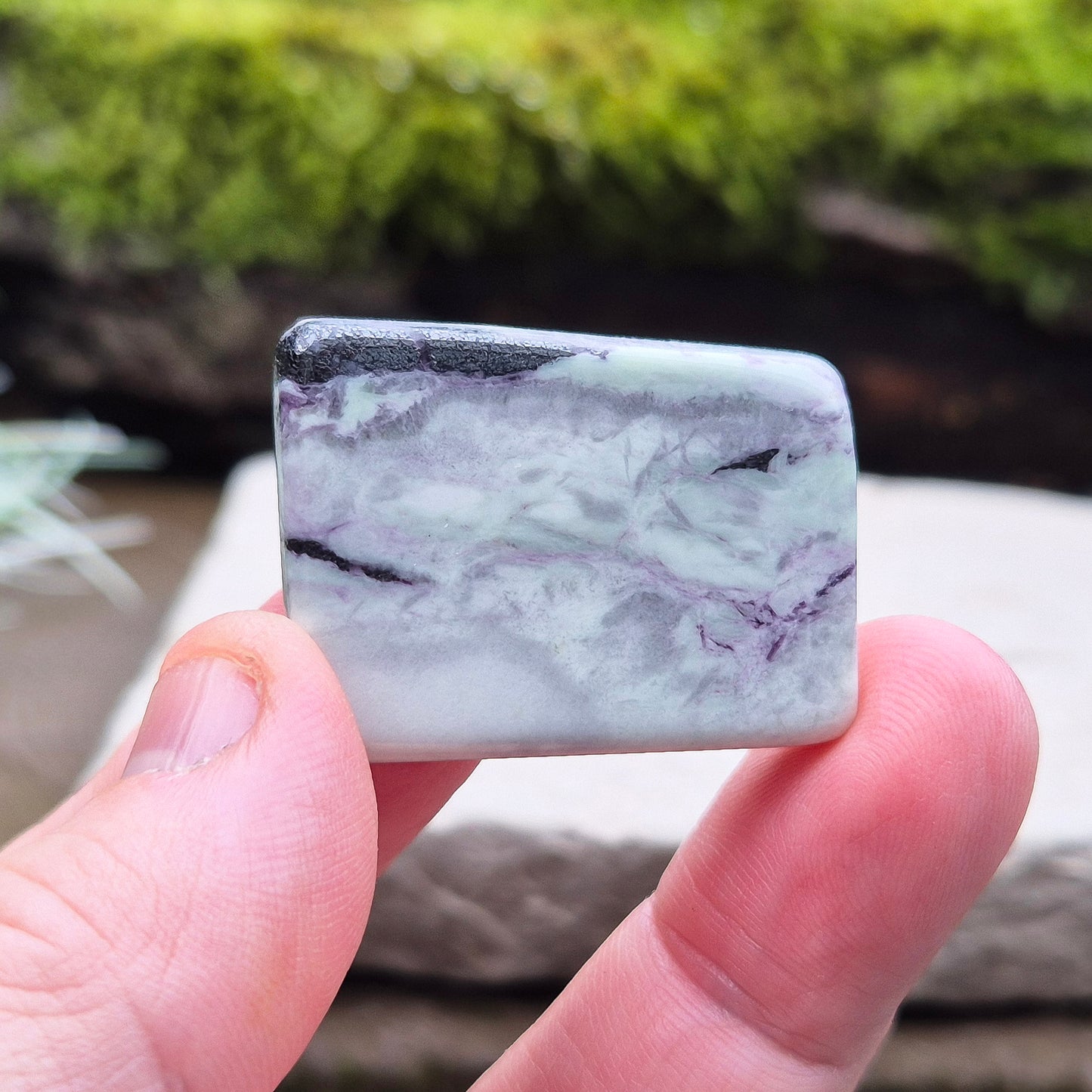 Kammererite crystal: Boost spiritual growth, activate the third eye and crown chakras, and release negative emotions with this rare, powerful stone.