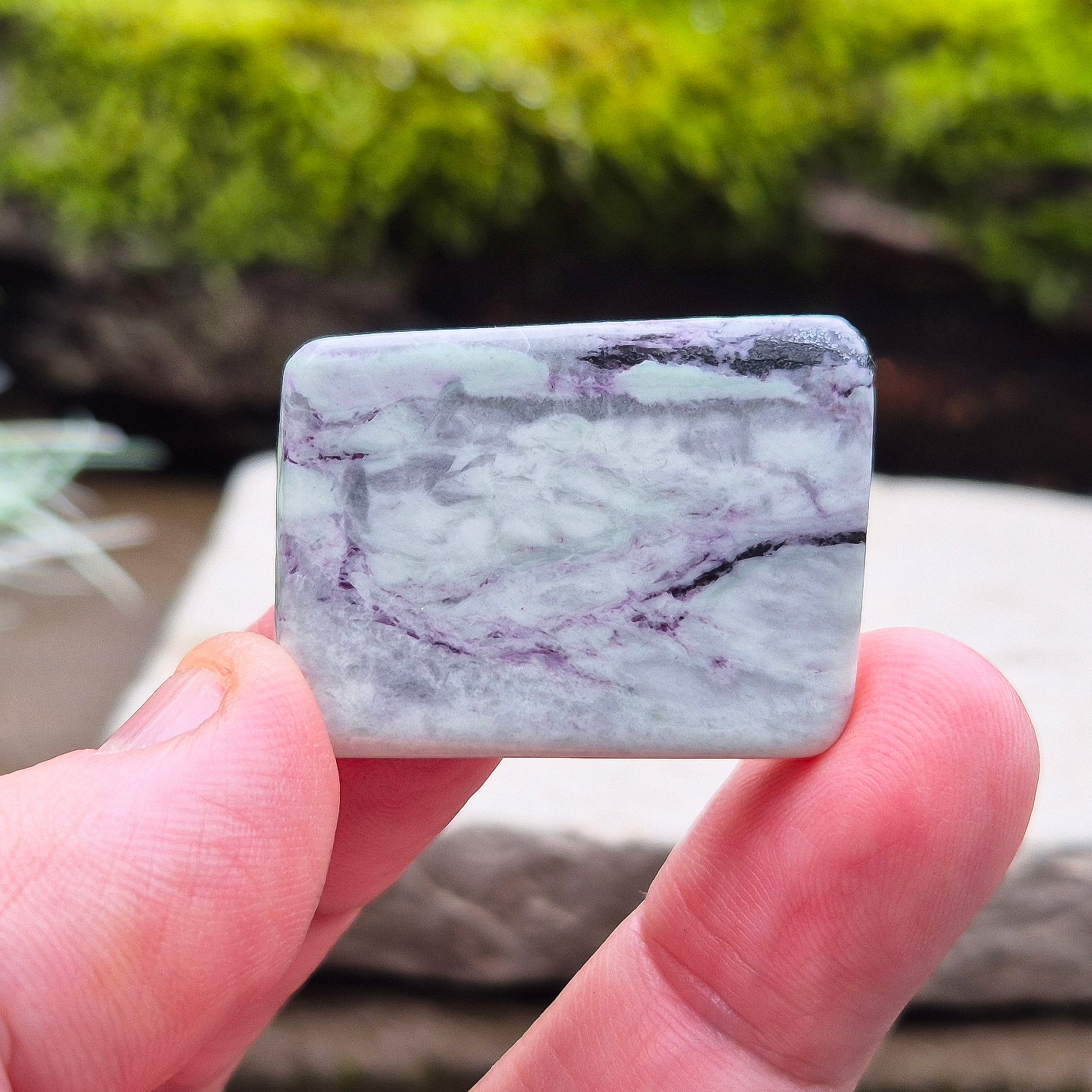 Kammererite crystal: Boost spiritual growth, activate the third eye and crown chakras, and release negative emotions with this rare, powerful stone.