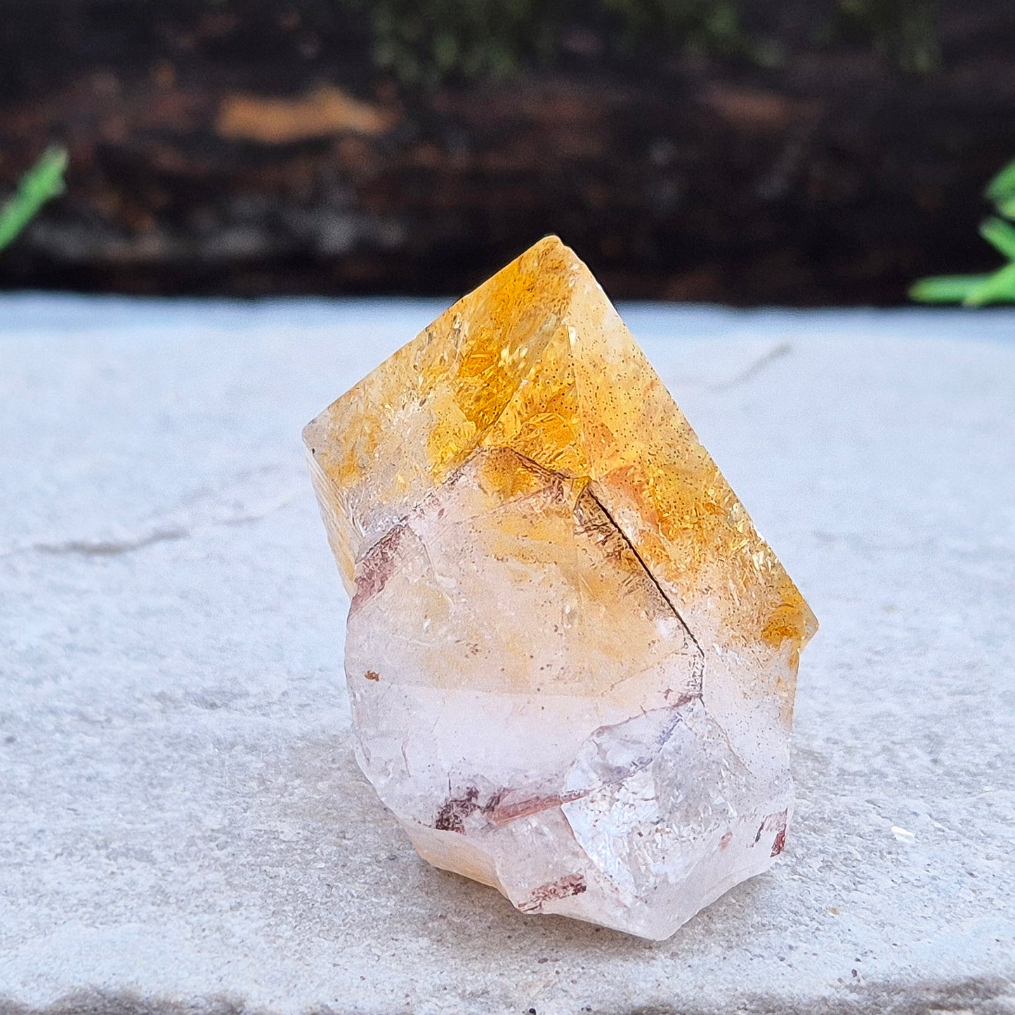 Citrine Crystal Standing Point. A stone to attract joy, success and abundance. Used to motivate, give confidence and feel more positive about yourself. 