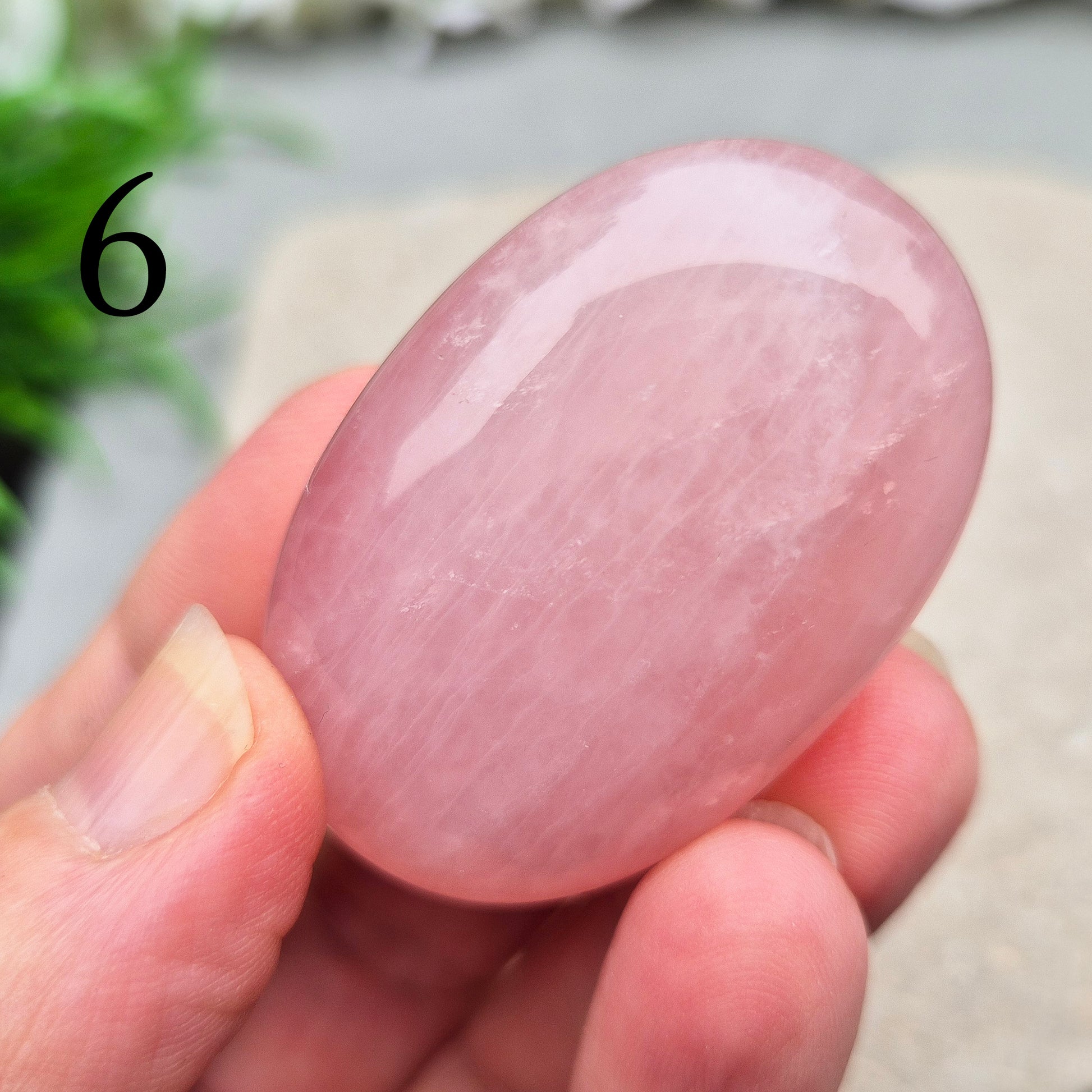 Rose Quartz Palm Stone – the stone of unconditional love and emotional healing. Brings gentle comfort, self-love, and harmony to the heart and mind. 