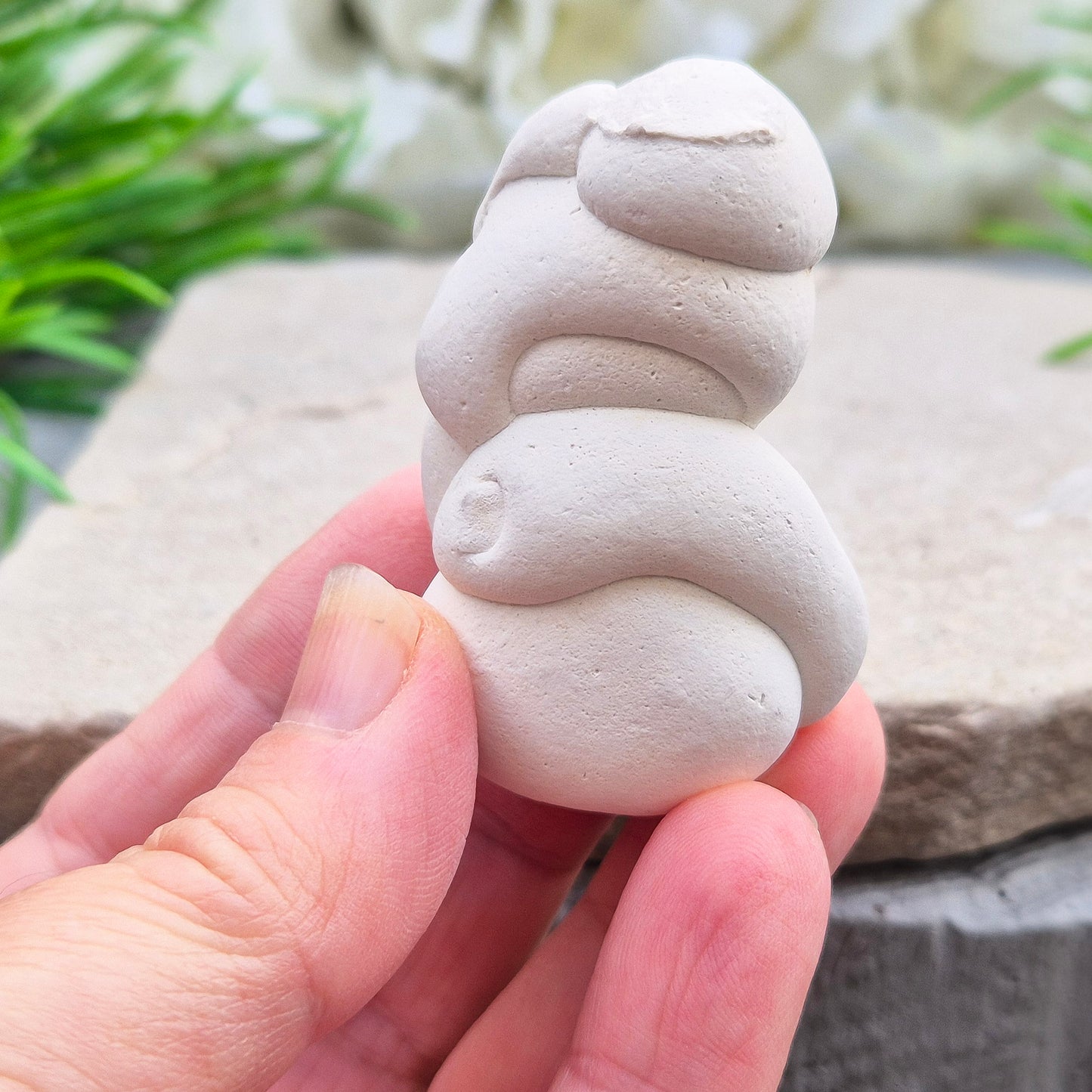 Menalite Freeform from Morocco – Goddess Stone of feminine wisdom, grounding and transformation. A nurturing crystal for meditation and life’s cycles.