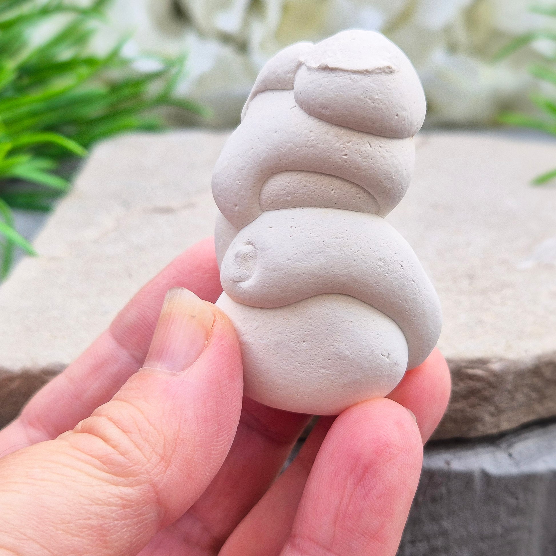 Menalite Freeform from Morocco – Goddess Stone of feminine wisdom, grounding and transformation. A nurturing crystal for meditation and life’s cycles.