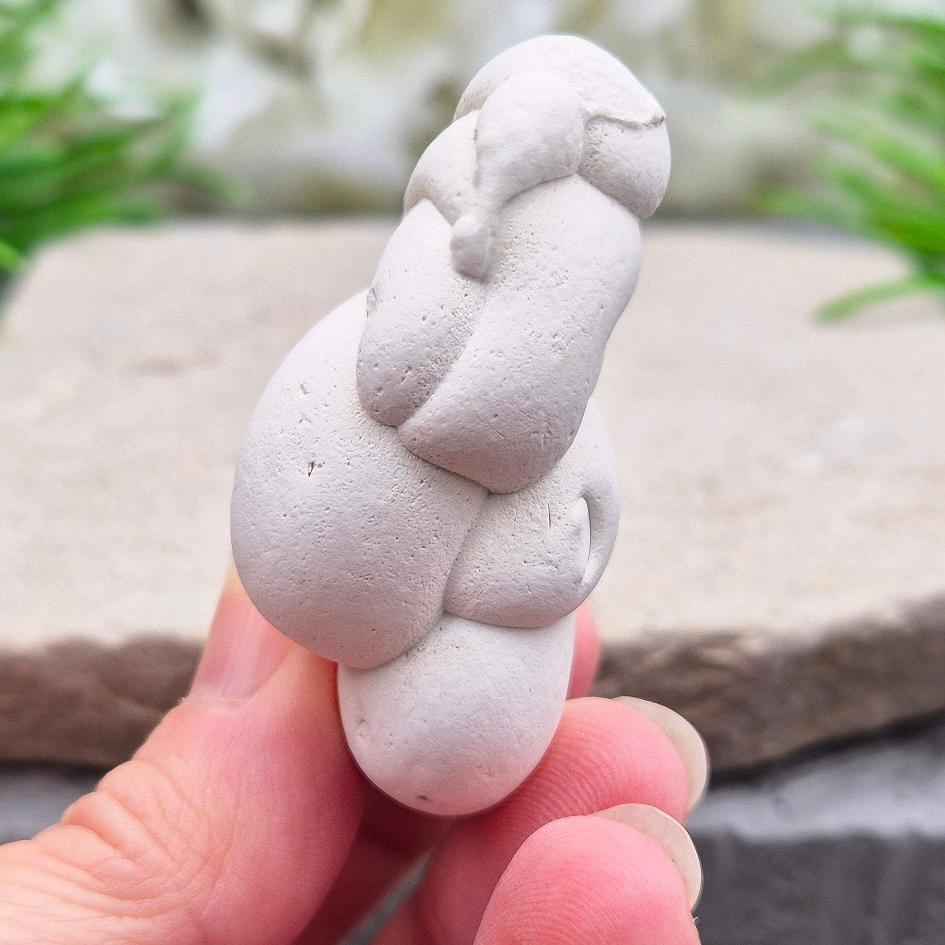 Menalite Freeform from Morocco – Goddess Stone of feminine wisdom, grounding and transformation. A nurturing crystal for meditation and life’s cycles.